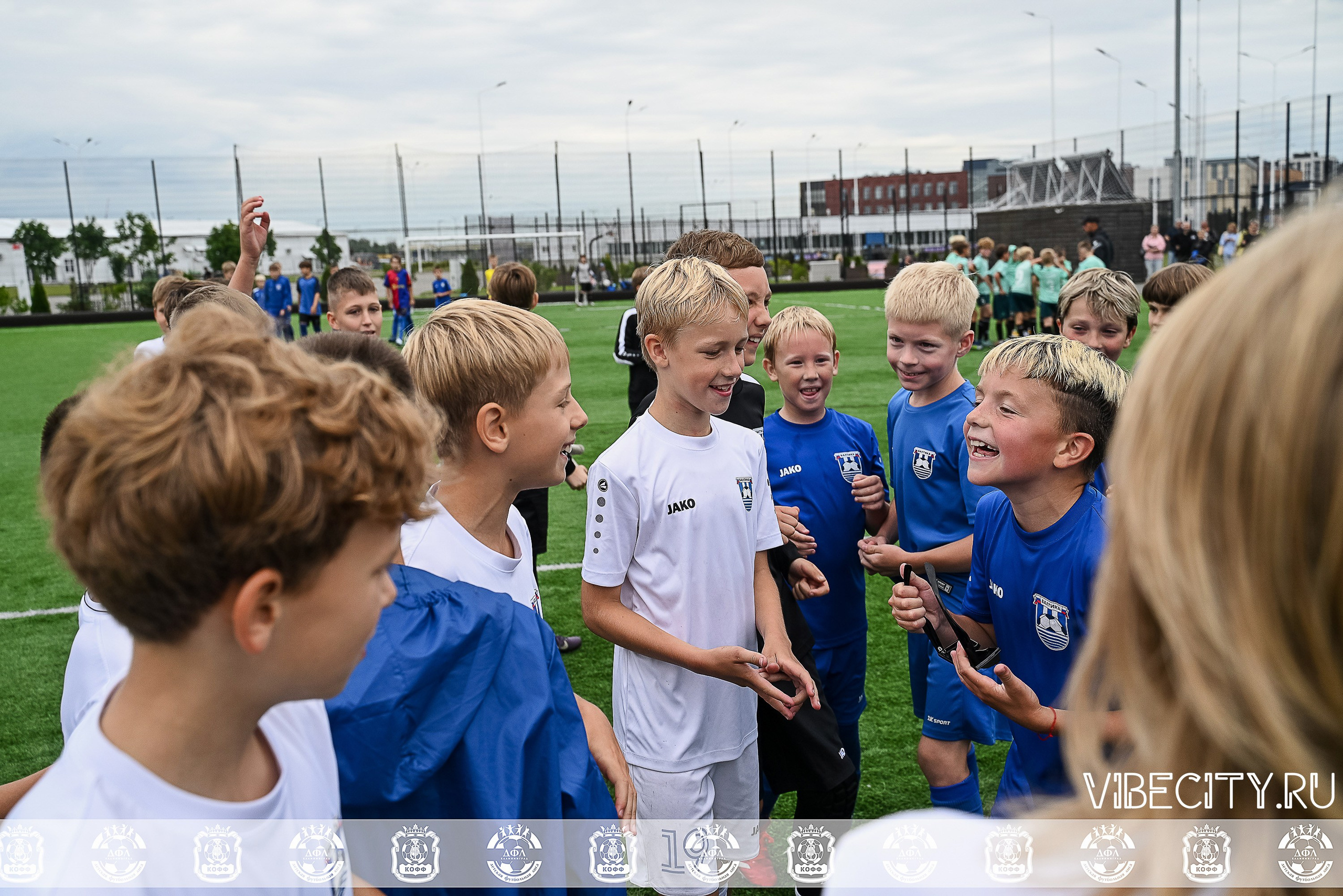 Калининградская Детская Футбольная Лига. VIBECITY.RU Вайб Сити Ру Фоторепортажи Фотоотчеты Калининград