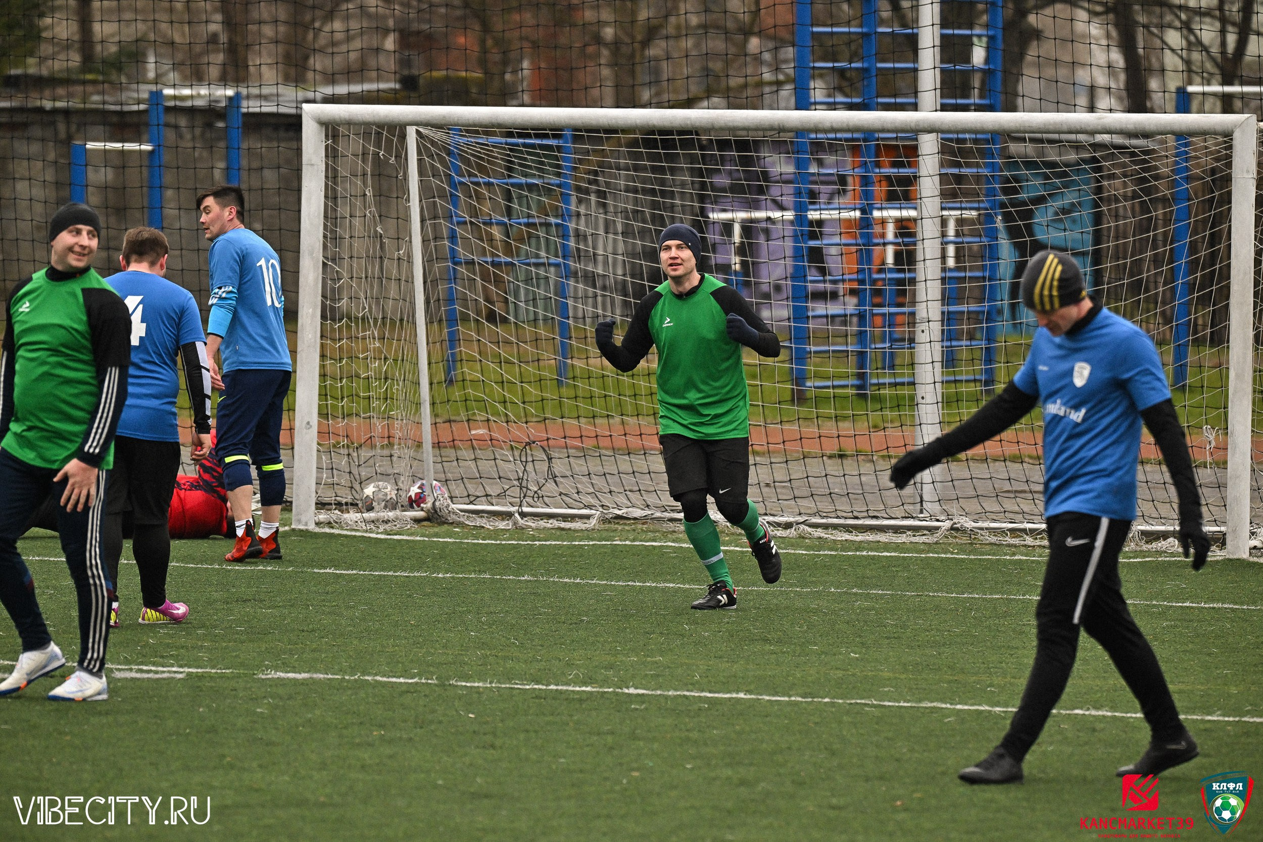 XX ЧЕМПИОНАТ КАЛИНИНГРАДСКОЙ ЛФЛ КАНЦМАРКЕТ39 сезона 2024–2025 гг. VIBECITY.RU Вайб Сити Ру Фоторепортажи Фотоотчеты Калининград