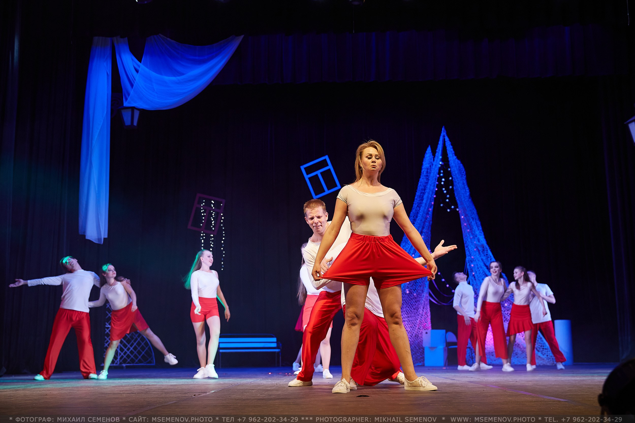 АНОНС фоторепортажа «Танцуй вопреки…» Танцевальный клуб «Априори». Фотограф, фотопроекты Михаила Семенова в Ярославле. Фотошкола