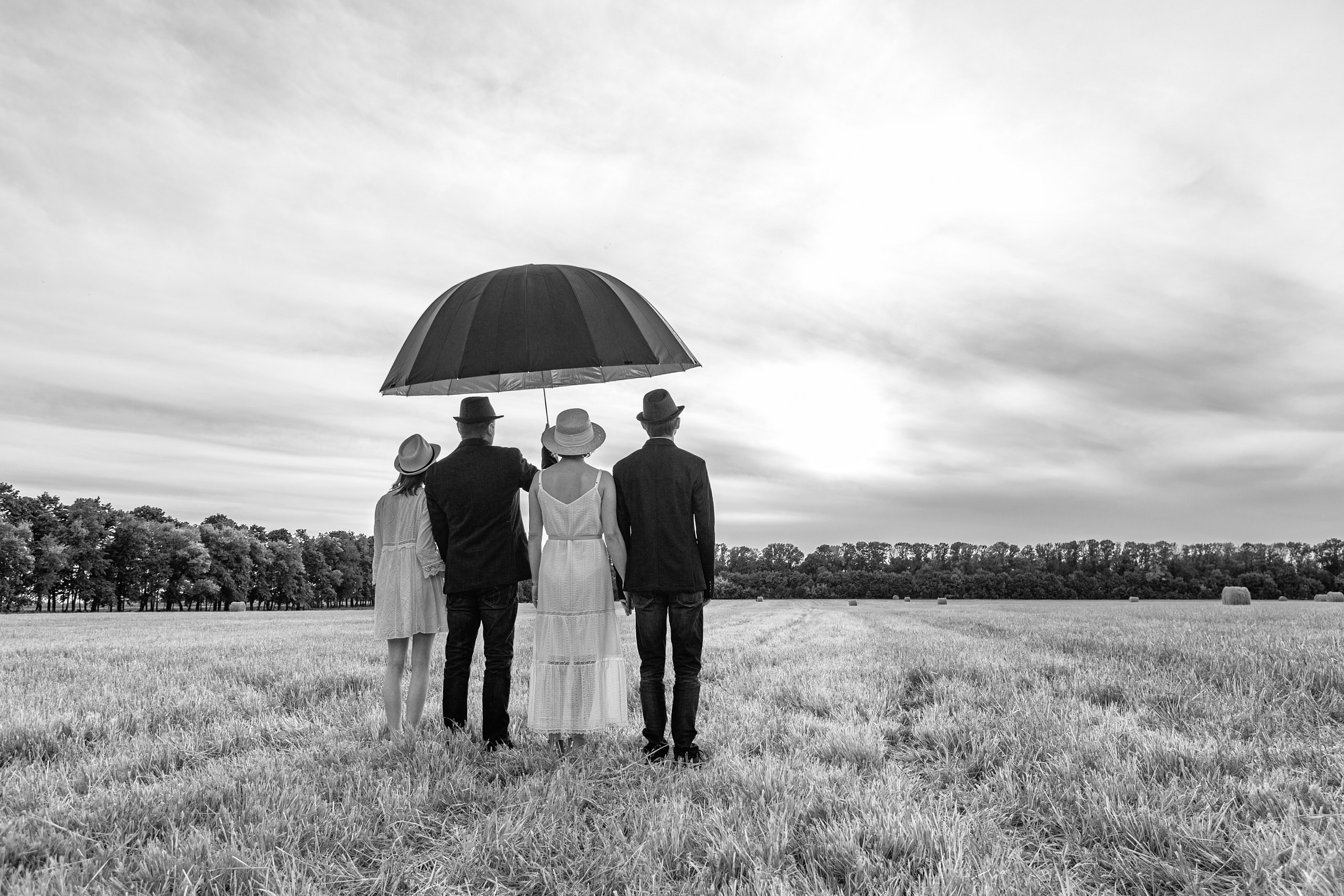 Семейная фотосъемка на плэнере. Создание фото-видео визуала в Воронеже и РФ. Виталий Дедов