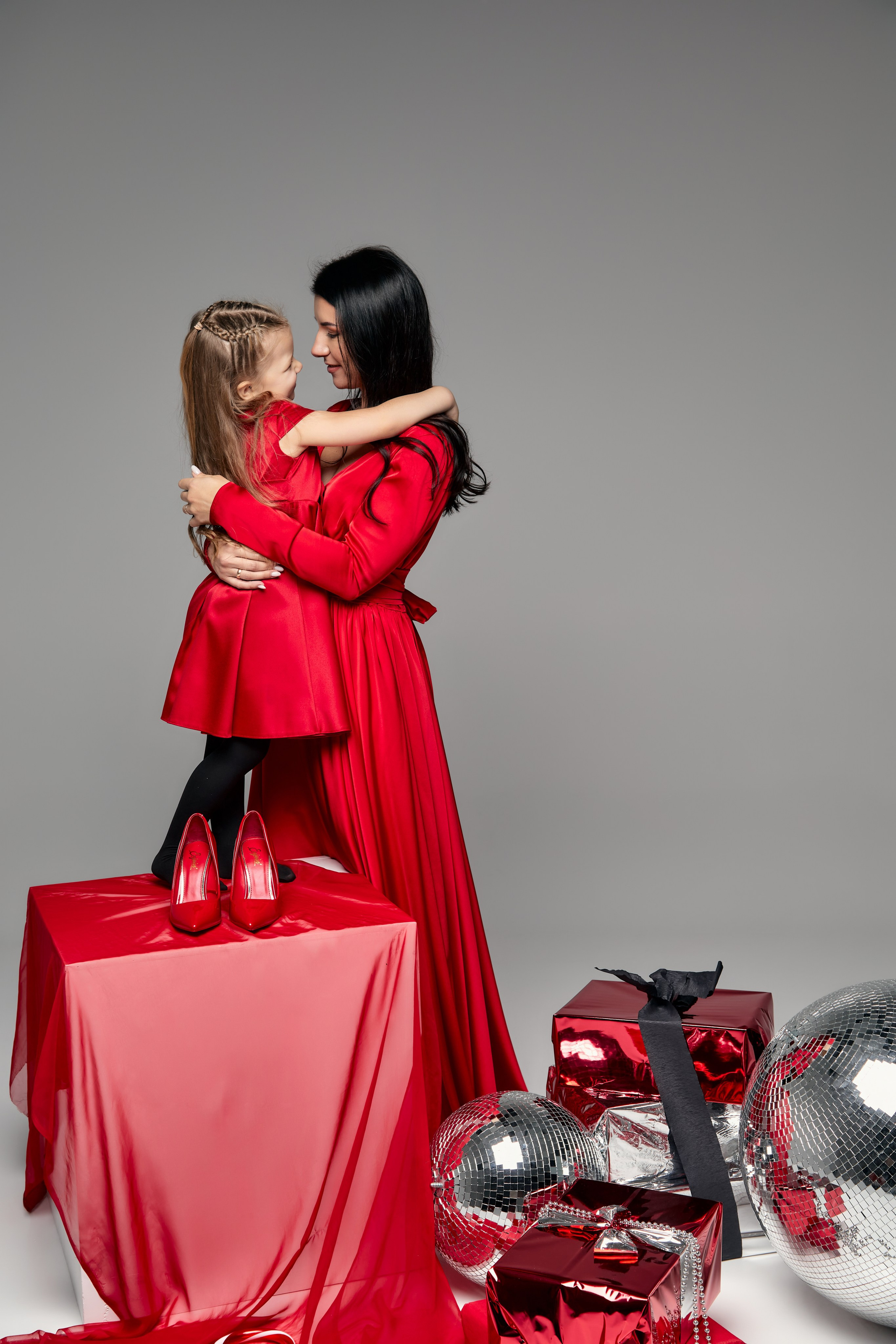 🎄 НОВОГОДНИЕ ФОТОСЕССИИ 2024–2025. Фотограф в Минске Анна Кучинская