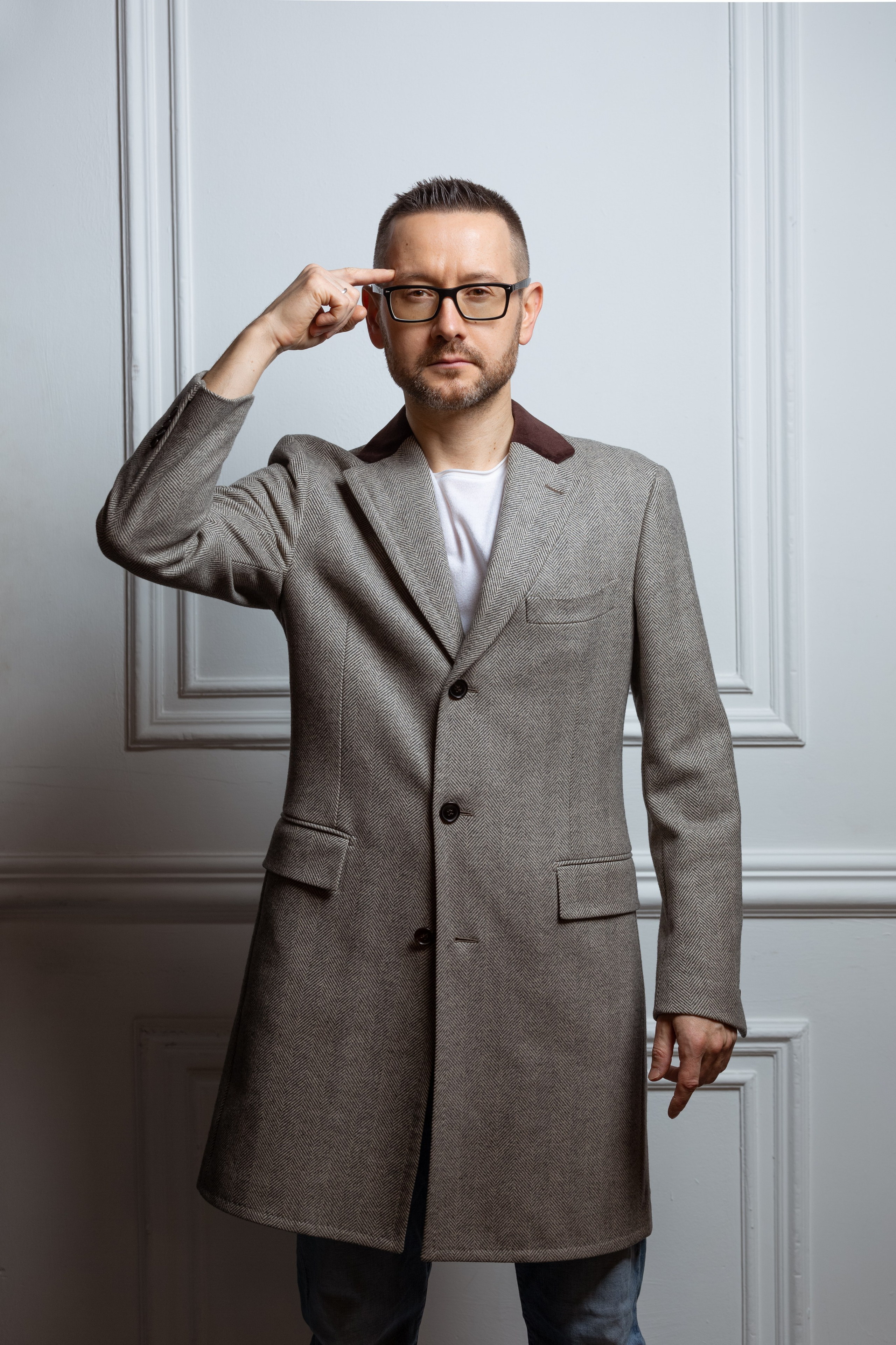 Бизнес портрет. Рекламный, предметный, репортажный, семейный фотограф и художник в Москве