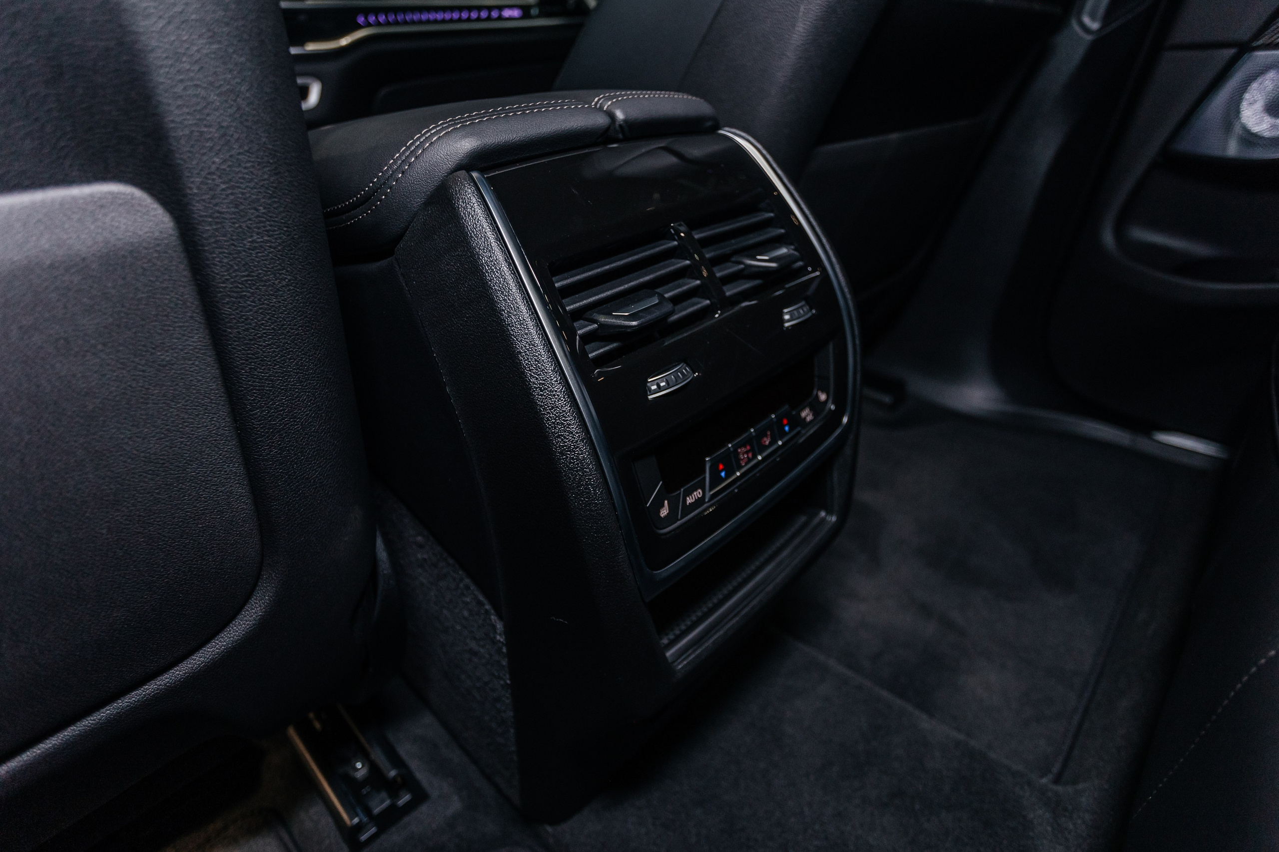 Съёмка авто. Фотограф Наталия Федосова, г. Москва. TG и Instagram @nataliya_raw