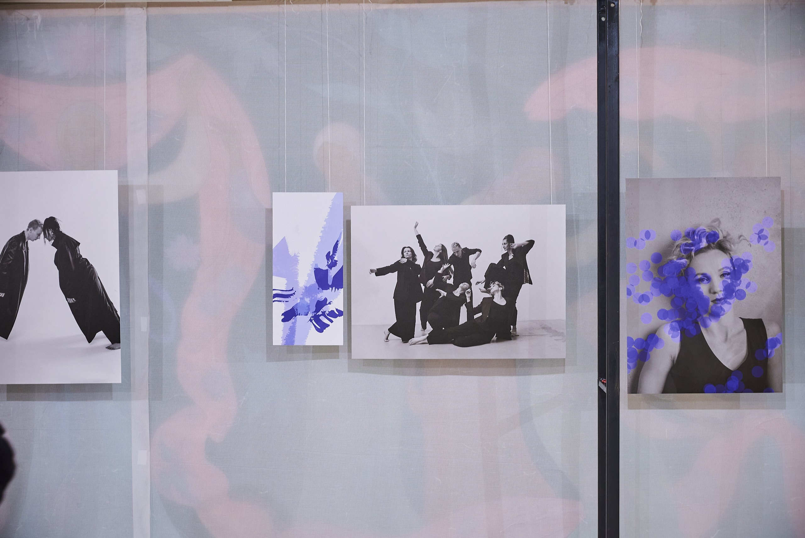 Связь — фото выставка Аллы Быковой в Цко Ивтекс Иваново. Фотограф в Иваново: Каталожная съемка одежды и постельного белья, Wildberries