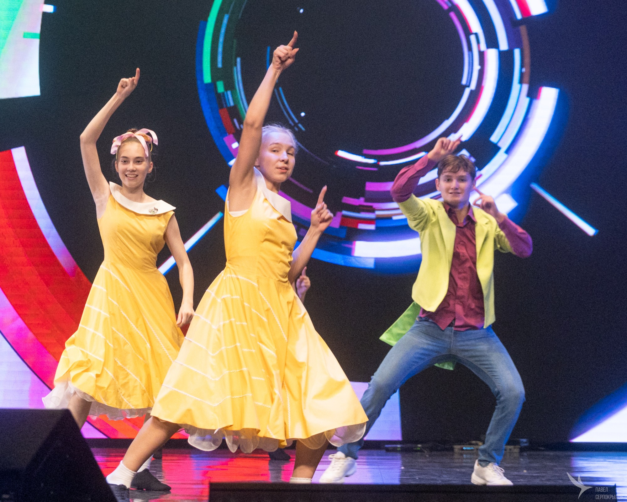 Юбилейный концерт студии эстрадного танца «Изумрудный город». Репортажный фотограф в Казани Павел Серпокрылов