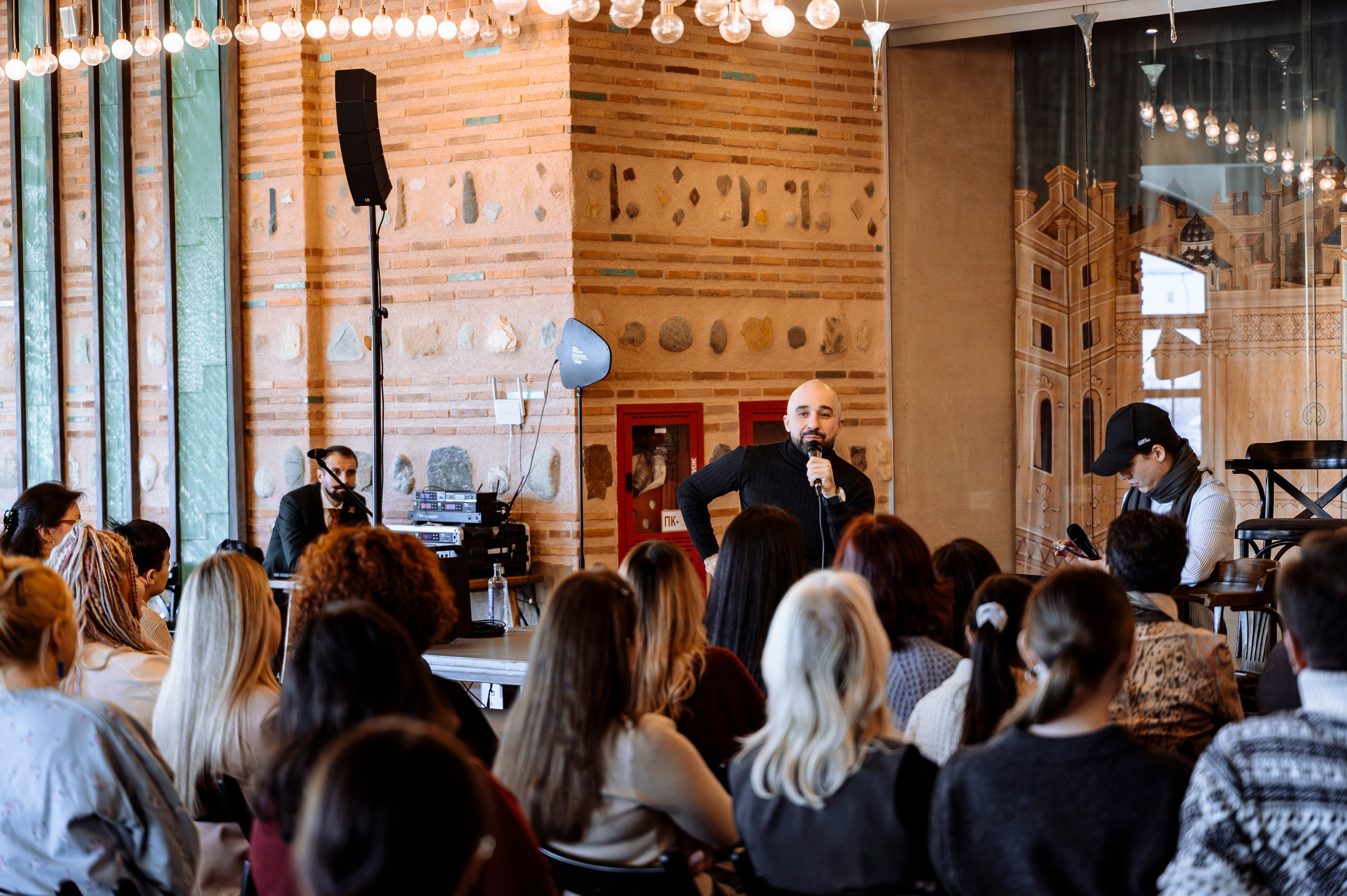 ФАН встреча участников проекта FACTOR.BY: Ибрагима Карасова и Шамхала Хачатуряна. Фотограф Беларусь — Ольга Шаповалова (Жардецкая)