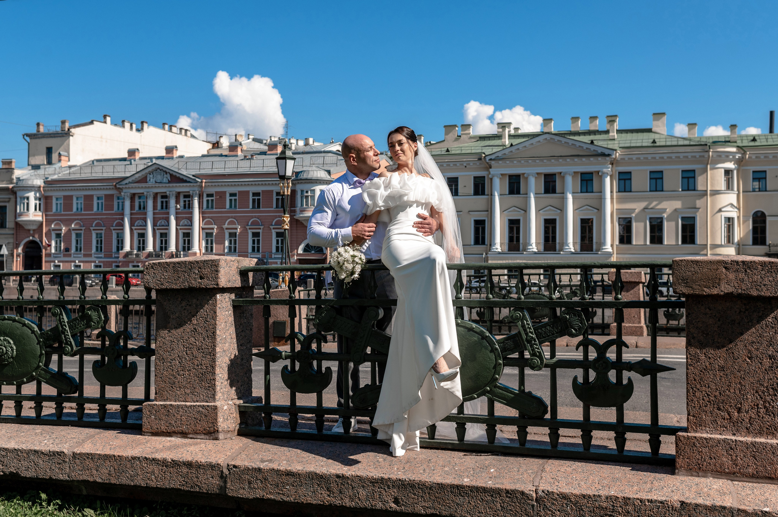 Летняя свадьба В Санкт-Петербурге и красивой выездной регистрацией Даши и Саши. Воздушная свадебная фотосессия в Петербурге. Портретный, семейный и свадебный фотограф в Санкт-Петербурге и в Пушкине Ширяев Денис