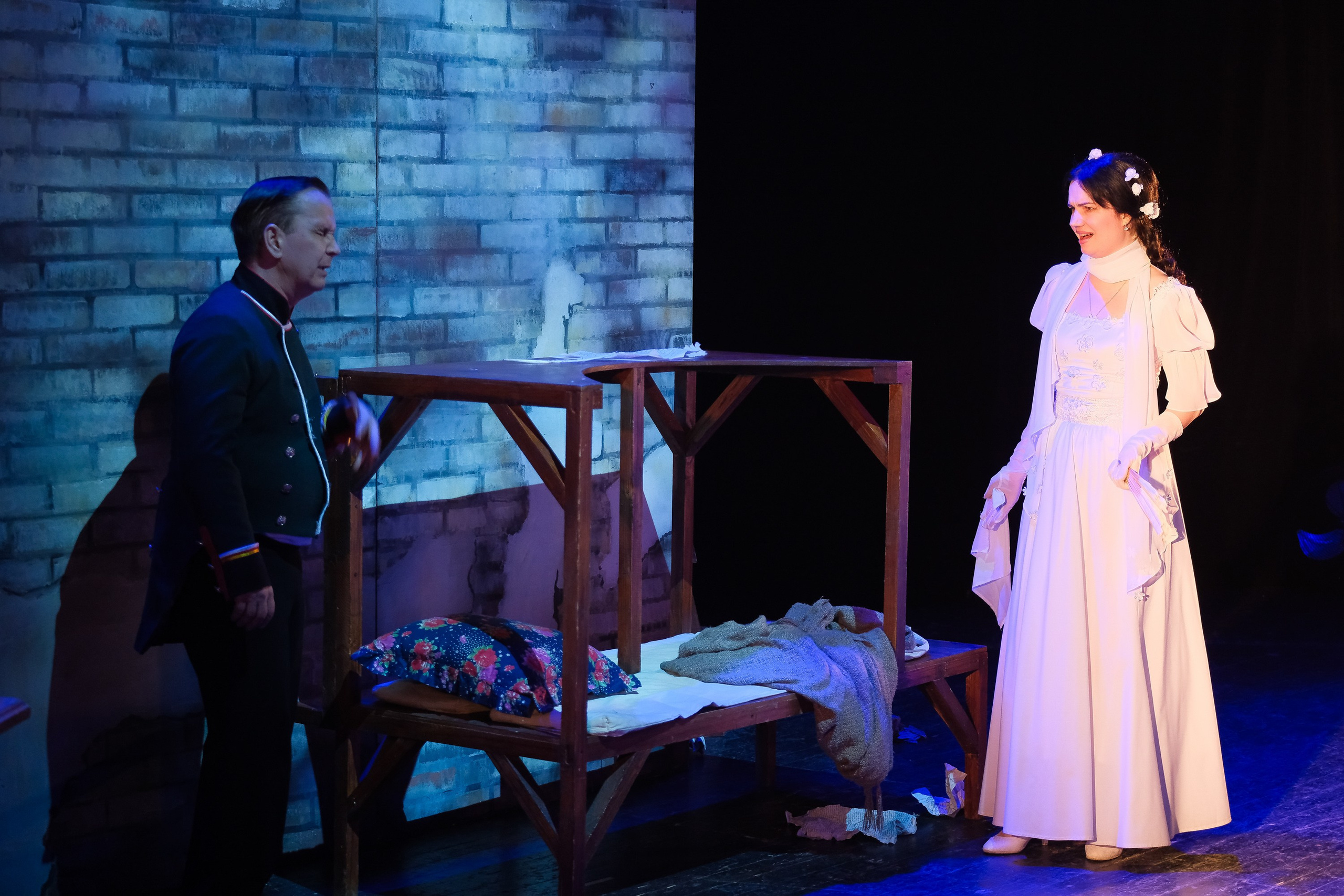 Записки сумасшедшего. Фотограф Анатолий Деникин