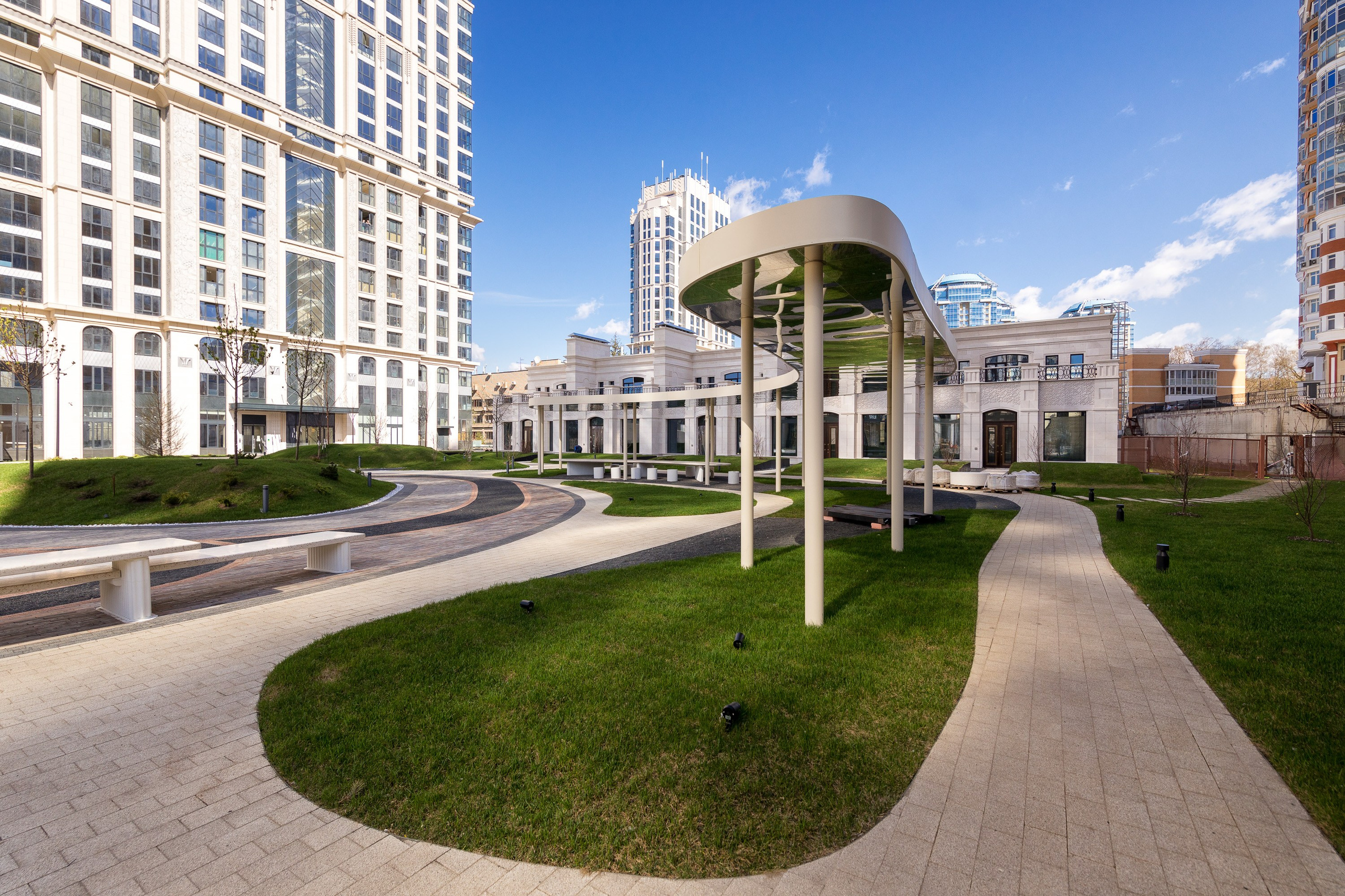 Архитектура и недвижимость. Ход строительства. Съемка с дрона. Профессиональное решение для частных лиц и бизнеса