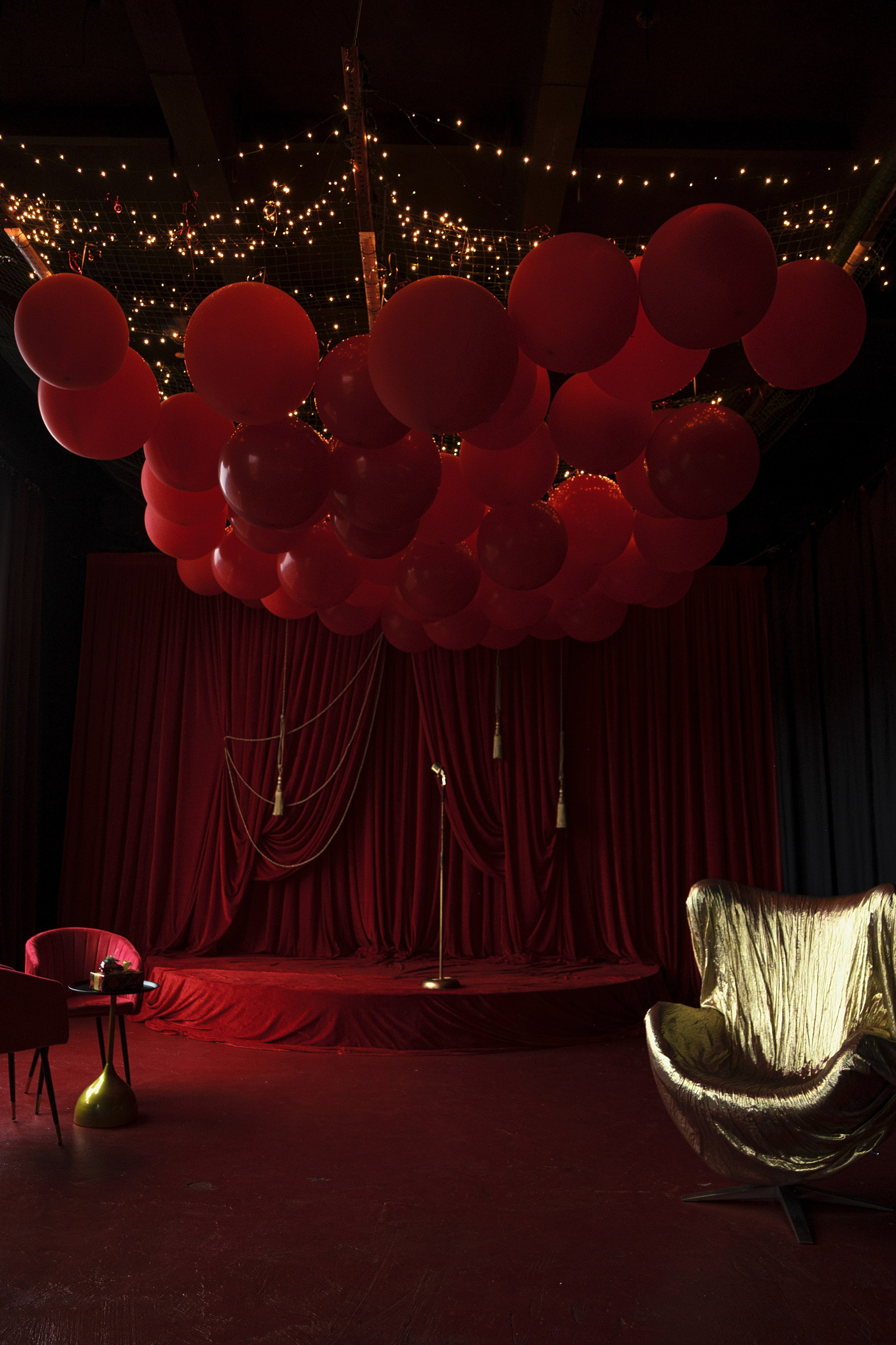 Павильон № 1 Кинобар от Новогодний 1500 руб. час. 5loft Фотостудия в Ижевске