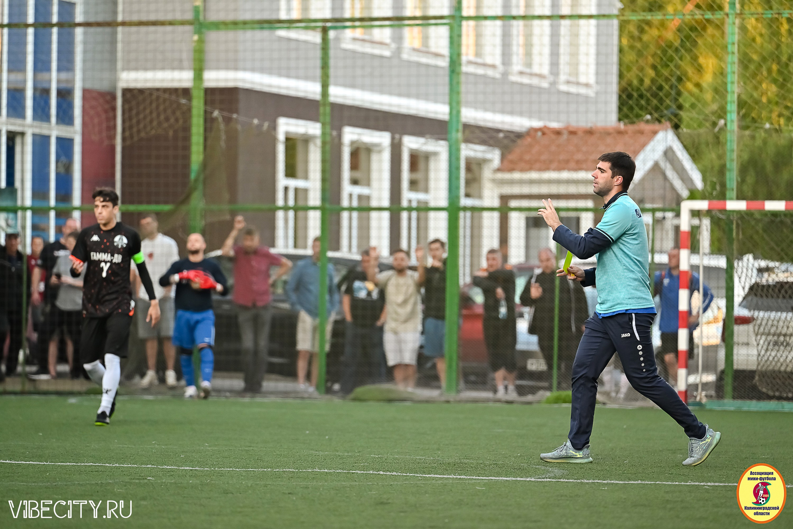 ИГРЫ МИНИ-ФУТБОЛЬНОЙ И КОРПОРАТИВНОЙ ЛИГИ. VIBECITY.RU Вайб Сити Ру Фоторепортажи Фотоотчеты Калининград
