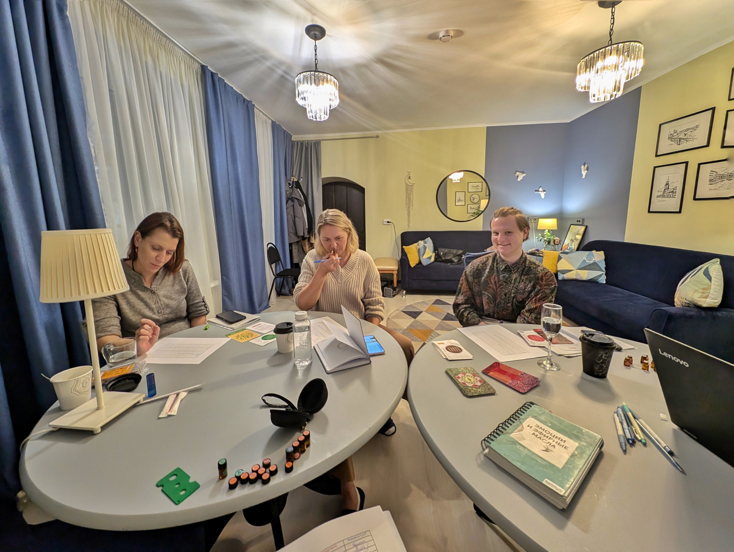 Лекция № 2 — Цитрусовая и Камфорная группы. Ароматестирование по методу Аромакод и Нейростатус в Санкт-Петербурге