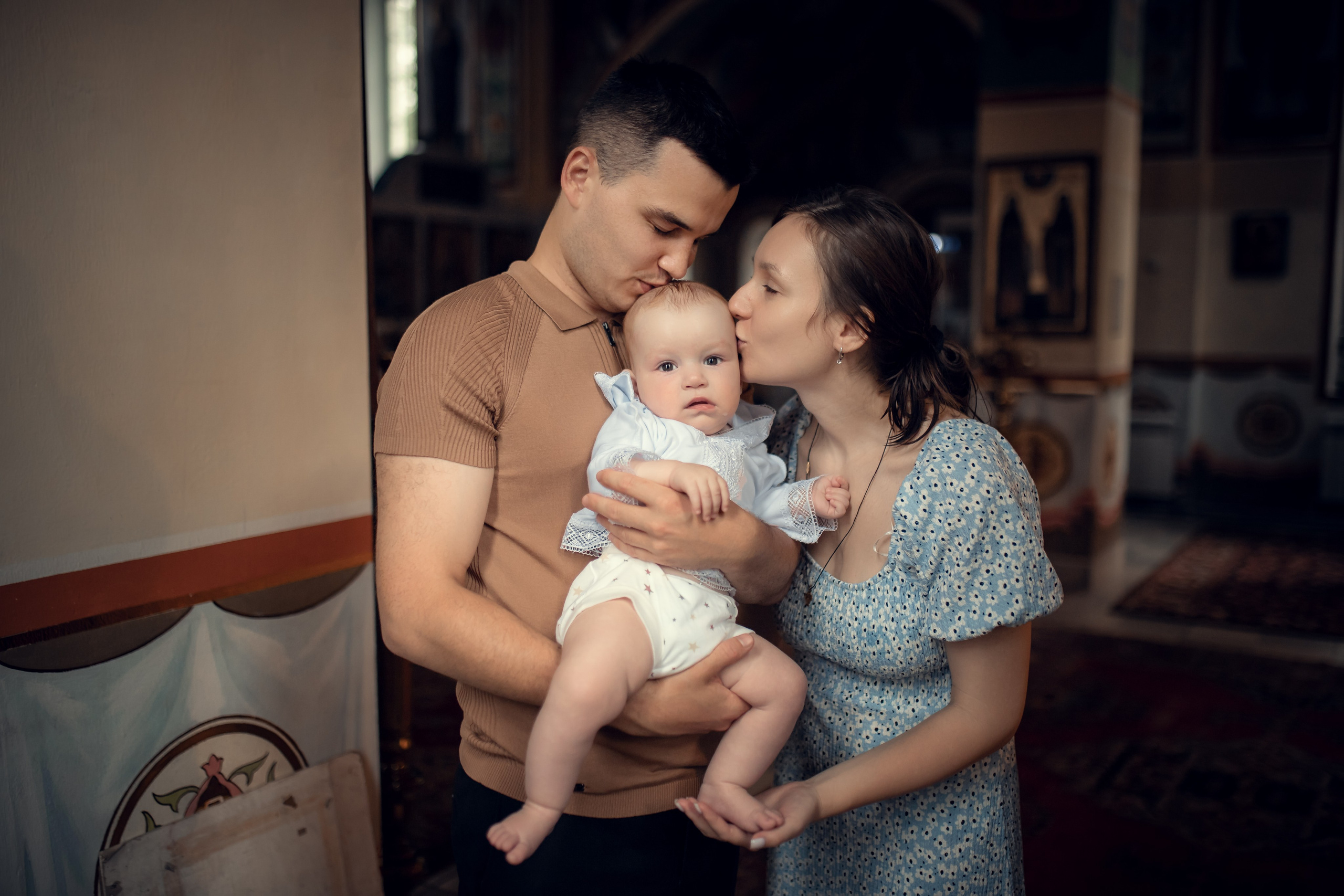 Семейная съемка в фотостудии Магистраль (Кстово). Екатерина Крапивина фотограф церковных Таинств в Нижний Новгороде