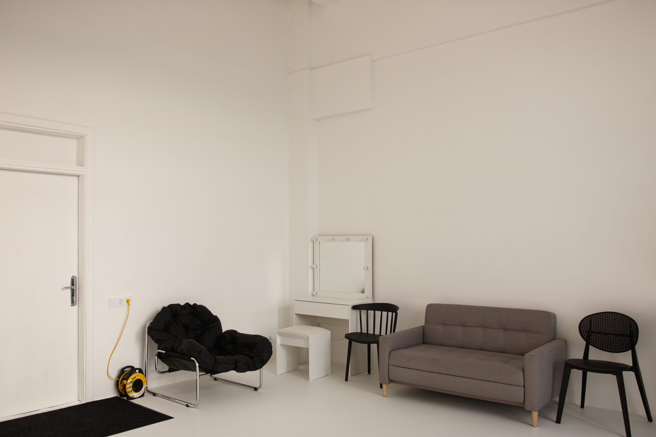 Залы с циклорамой в студии Photohub. Фотограф в Минске Людмила Дутко