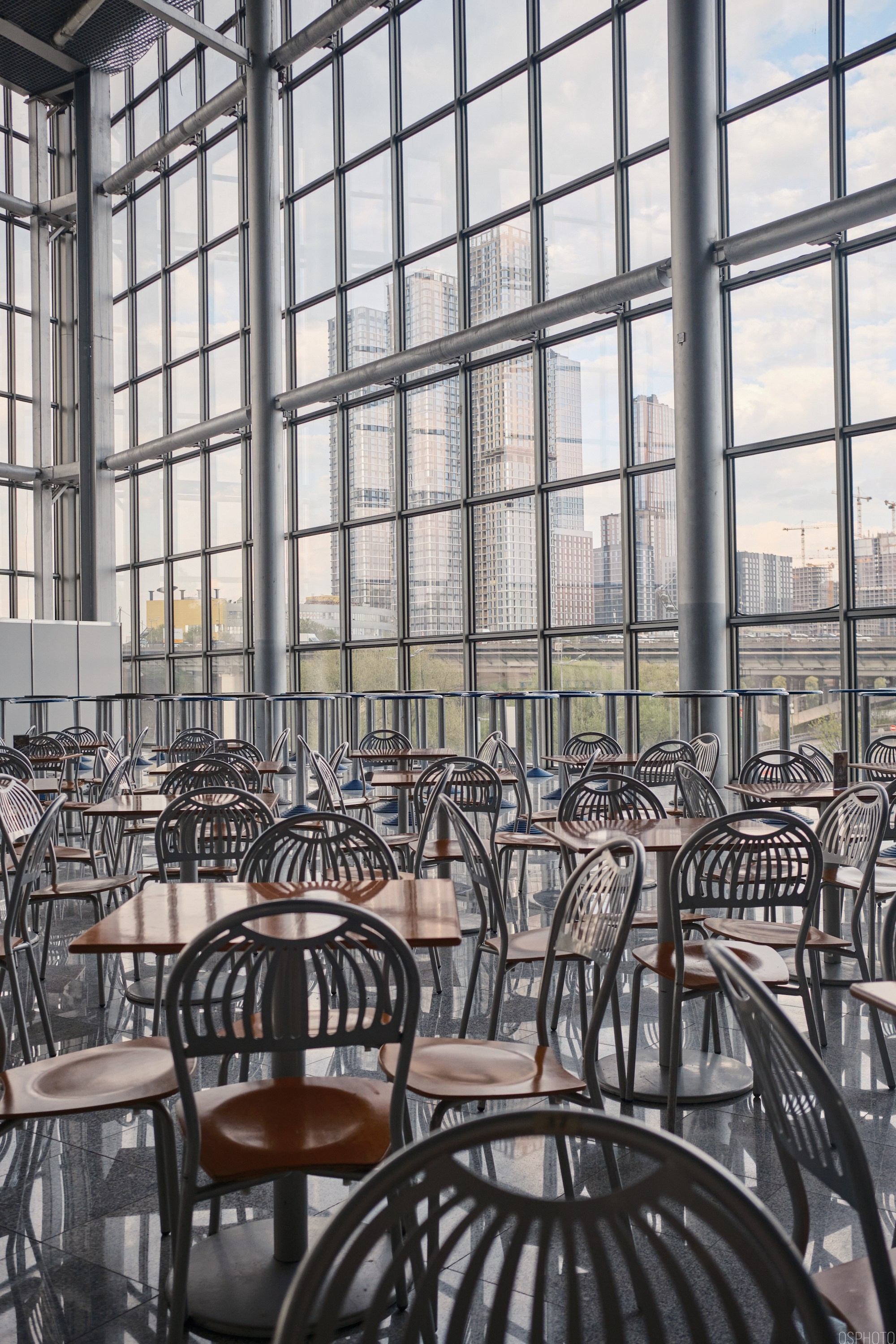 Геометрия. Фотографъ Сергѣевъ. Поймать мгновеніе