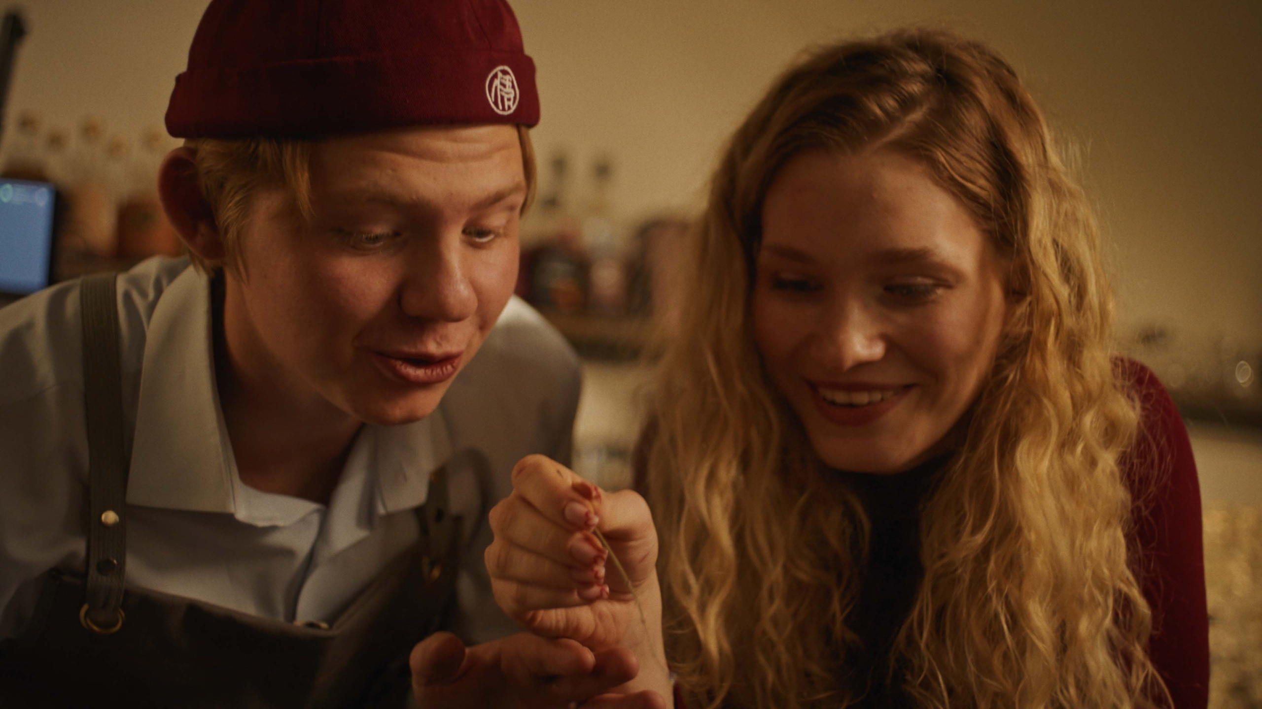 Три чашки до любви. Цветокоррекция видео