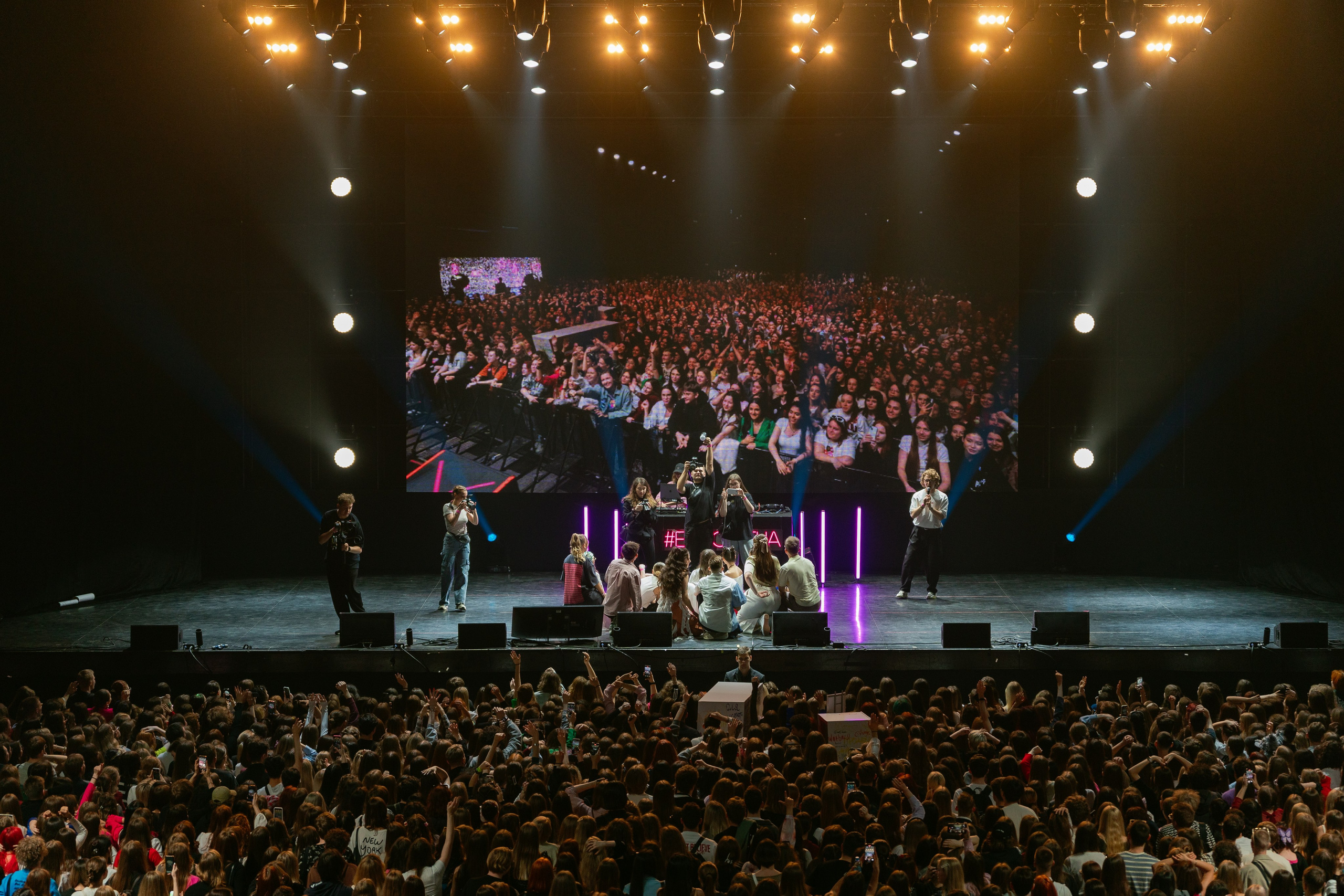 Фотограф на концерт и фестиваль. Репортажный фотограф в Москве Измалков Артем