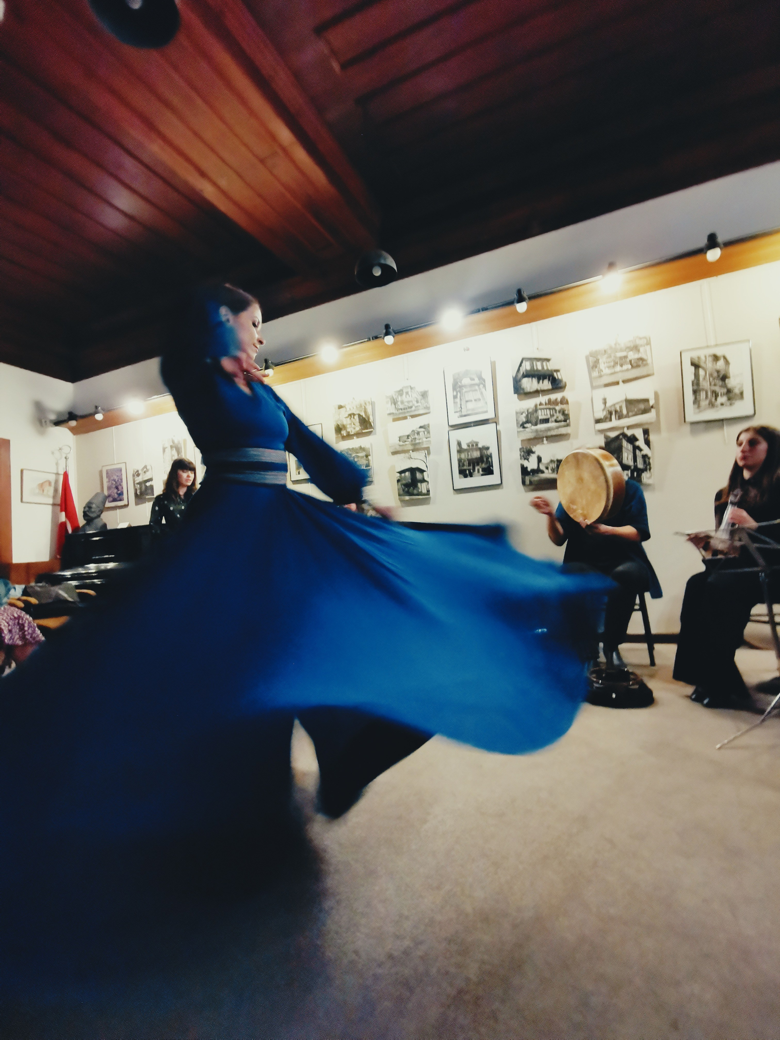 Carina Clavijo Dance. Cari Clavijo | dancer | artist