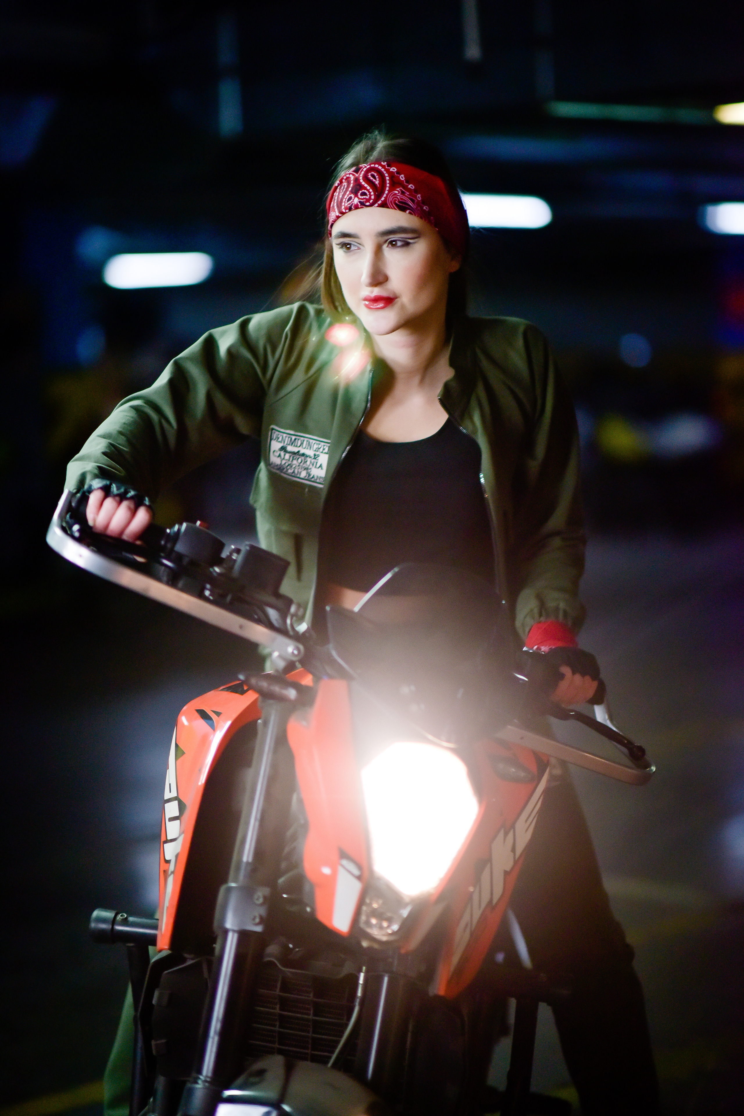 МОТОДЕВУШКИ. Фотограф для бизнесконтента, репортажей и семейного альбома в Москве