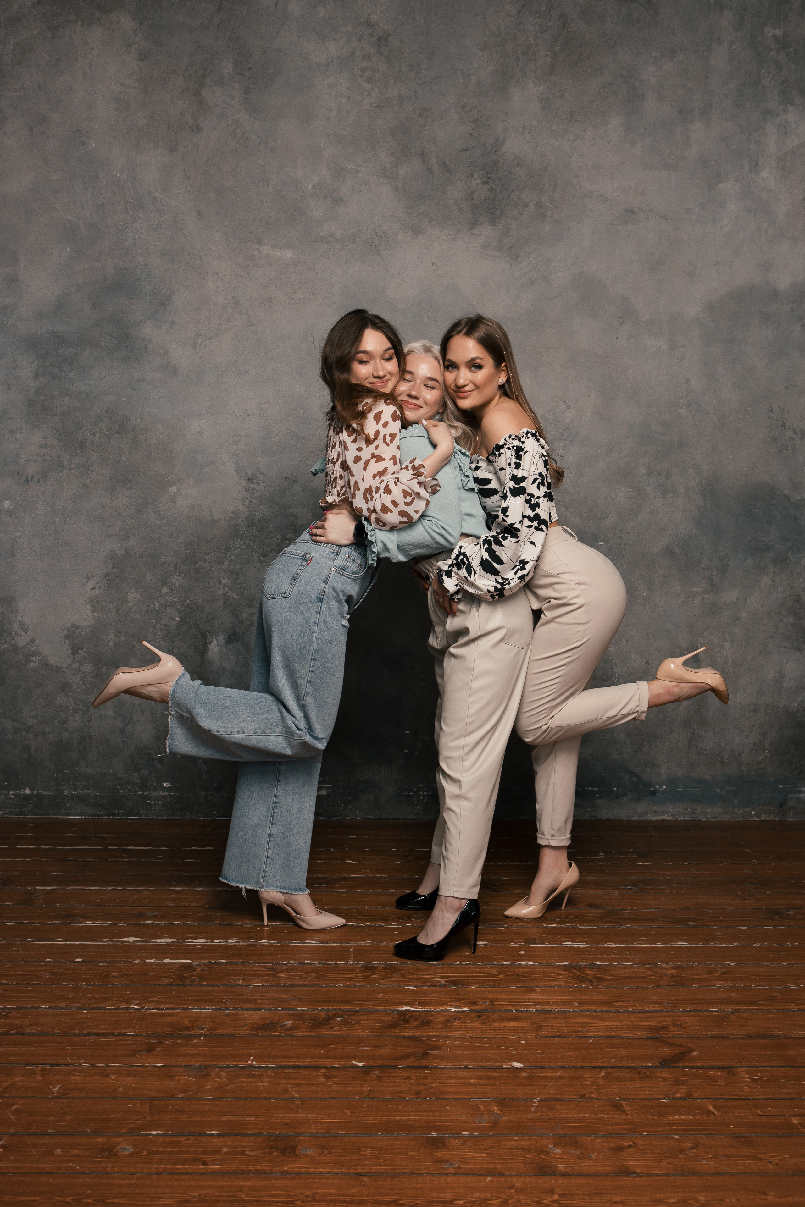 Выпускной альбом. Фотограф Денис Голубев