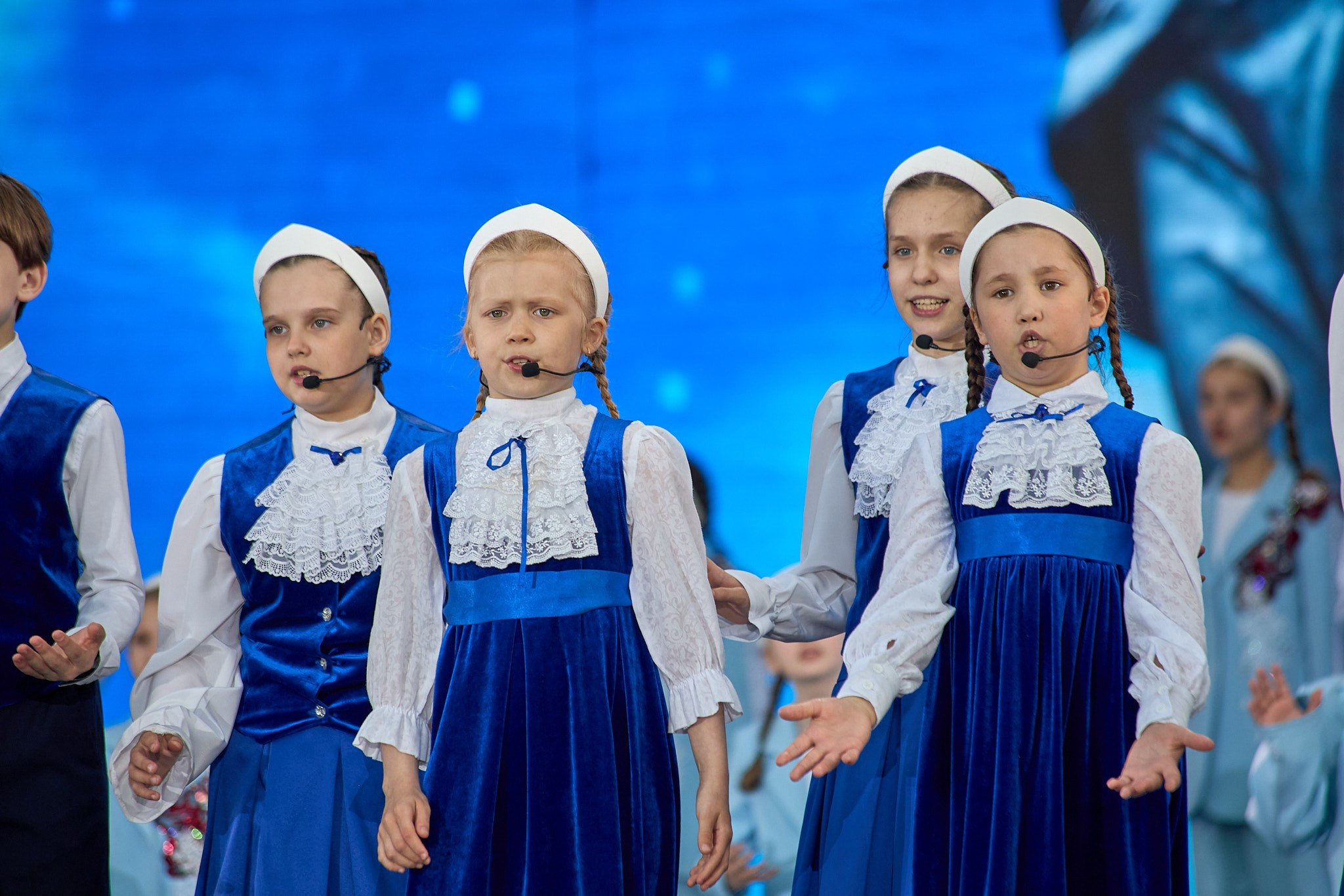 Концерт 9 мая 2025 года на соборной площади. Фотограф Омск | Александр Вандеров