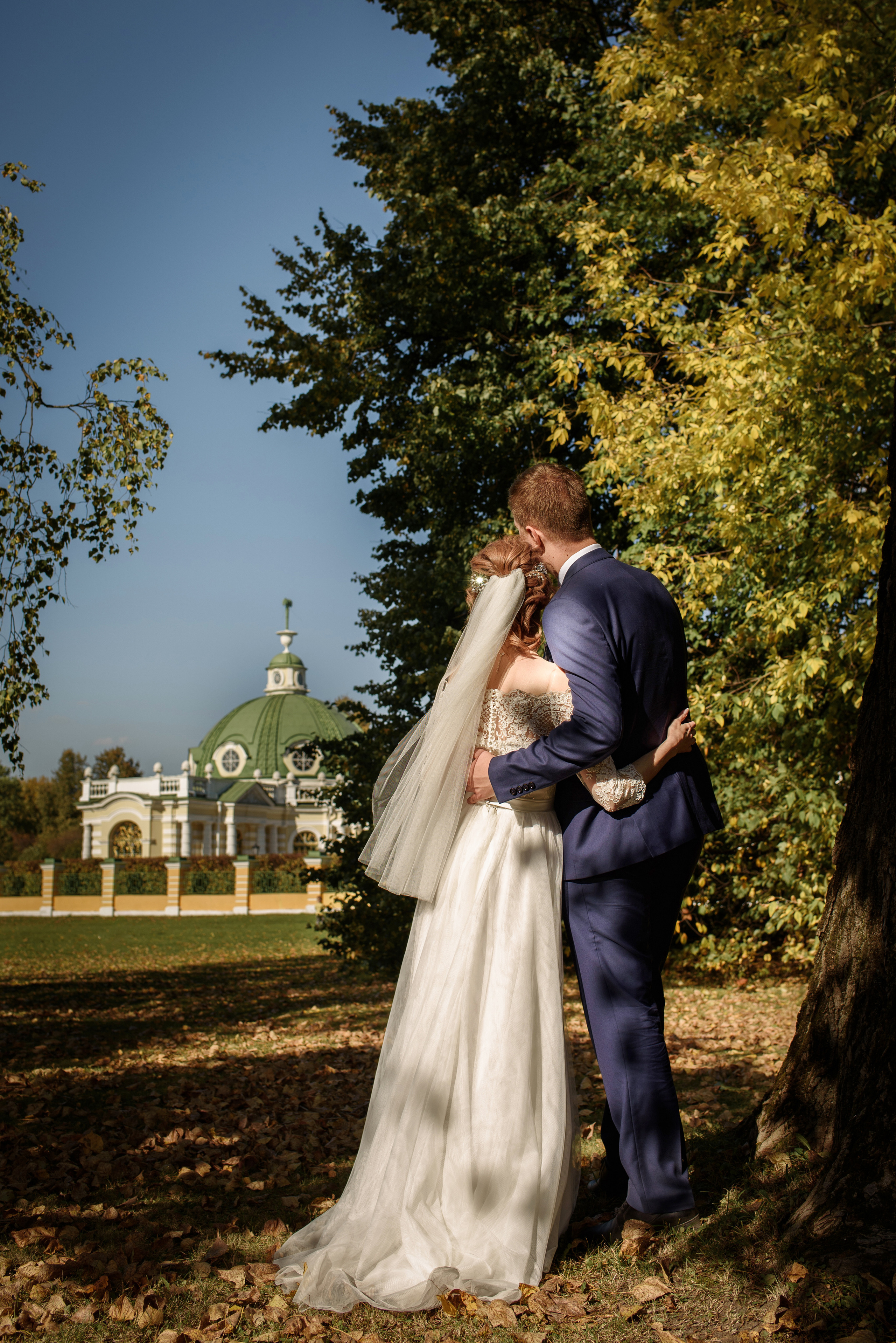 Свадебная прогулка в парке. Анна Боровикова, фотограф Пушкино