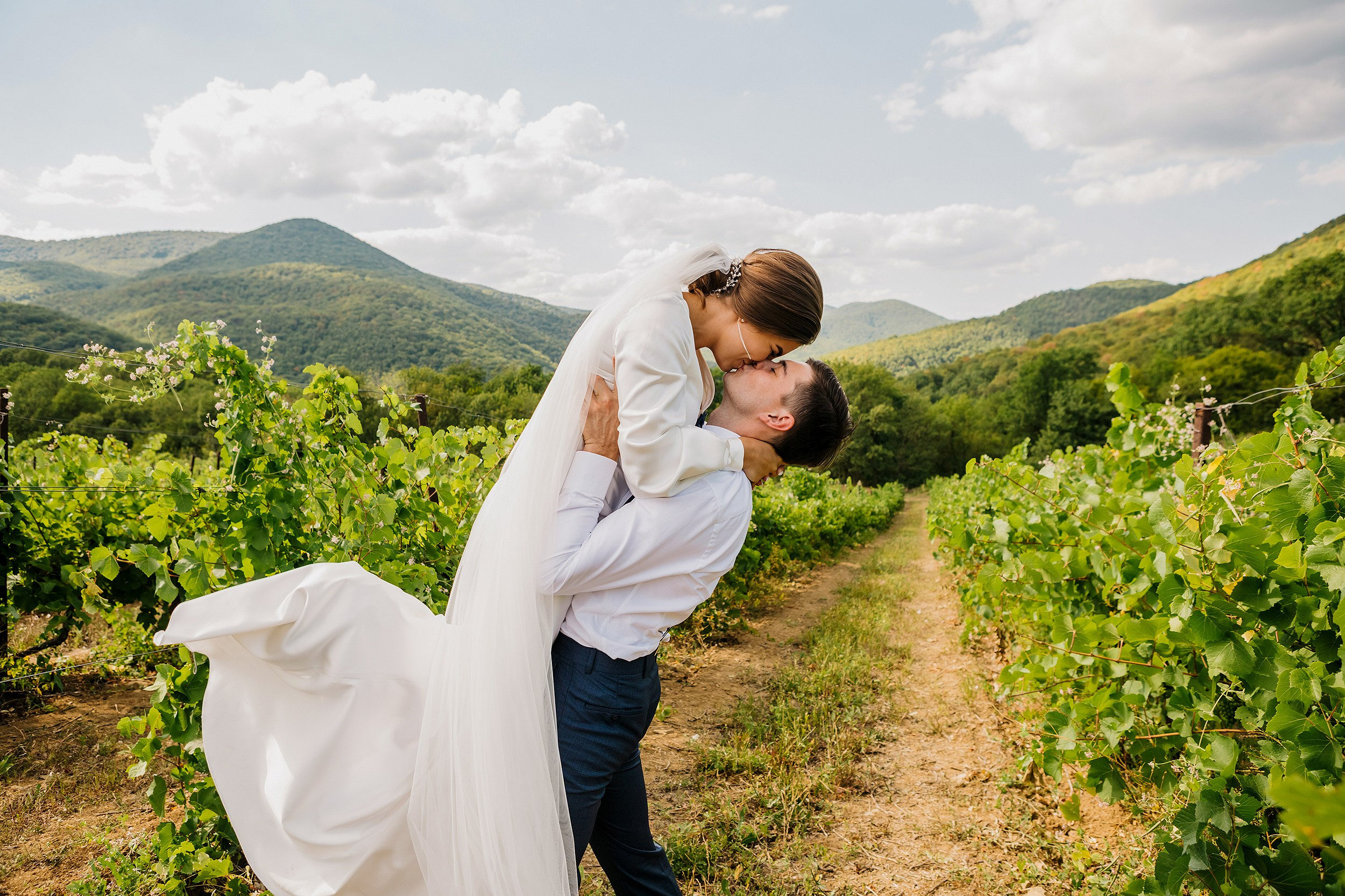Организация свадьбы в Абрау-Дюрсо. Свадьба в Абрау-Дюрсо