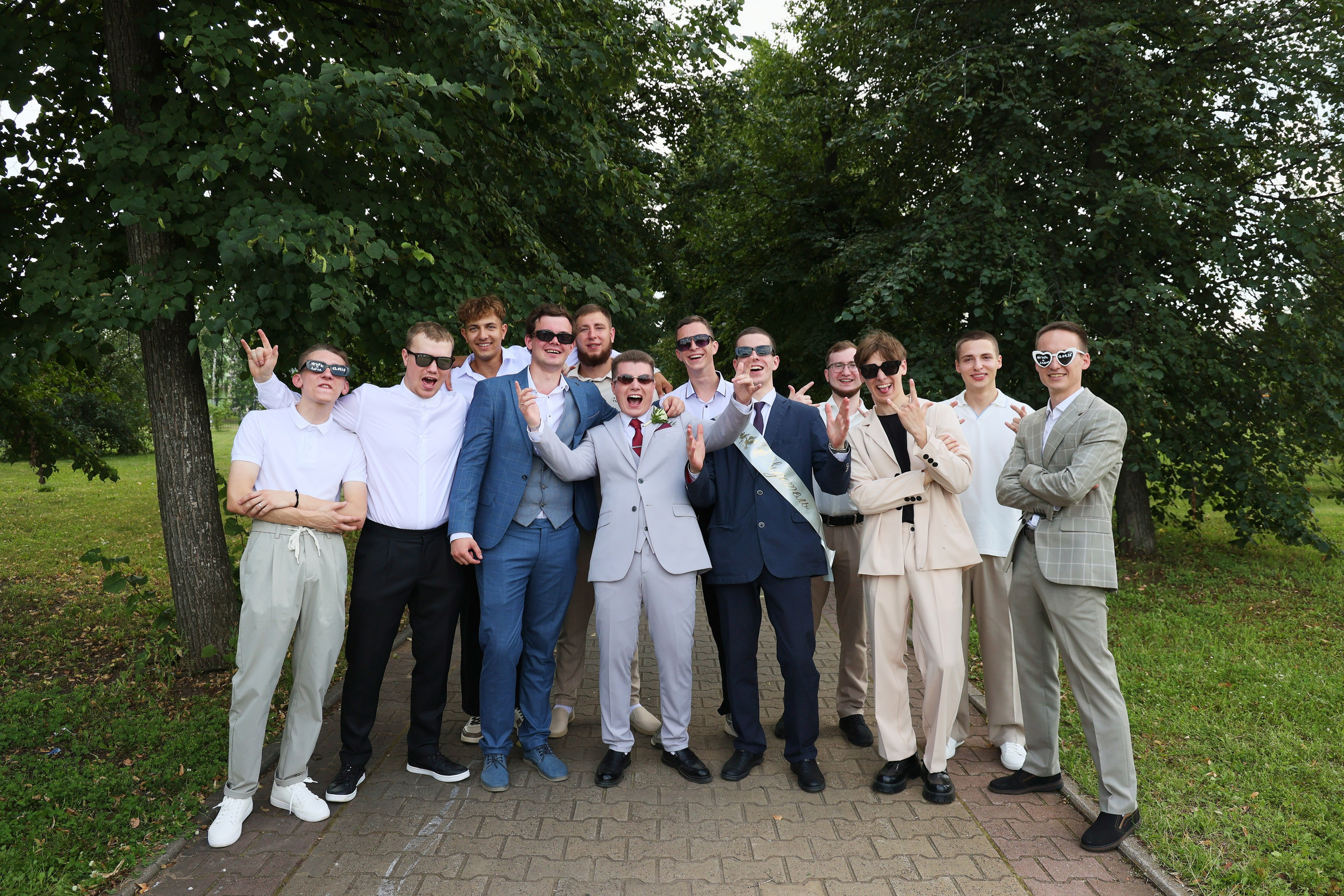 жених с друзьями в суходоле Самарской области