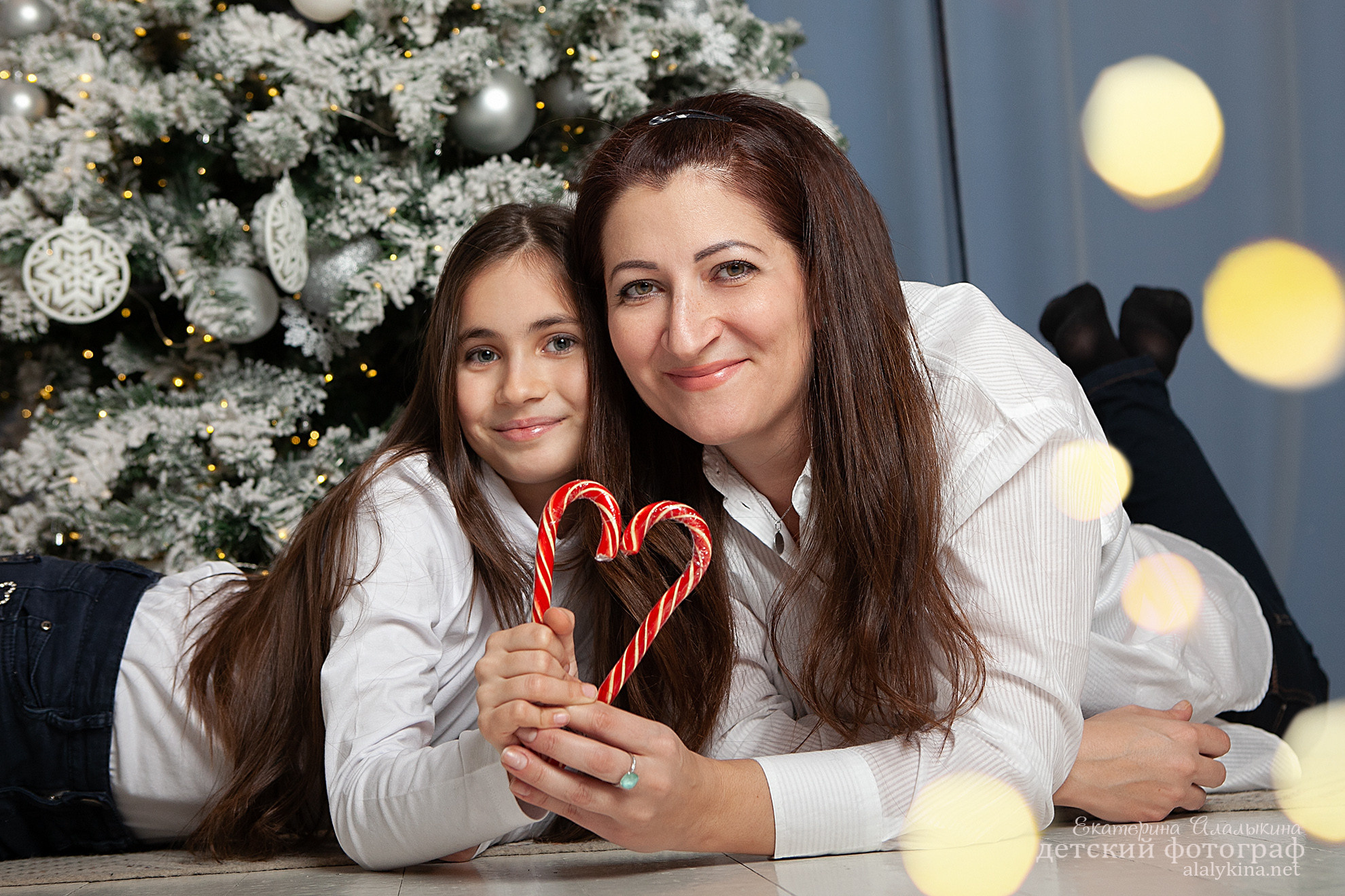 Новогодняя фотосессия мамы с дочкой. Детский и семейный фотограф в Москве СВАО Екатерина Алалыкина