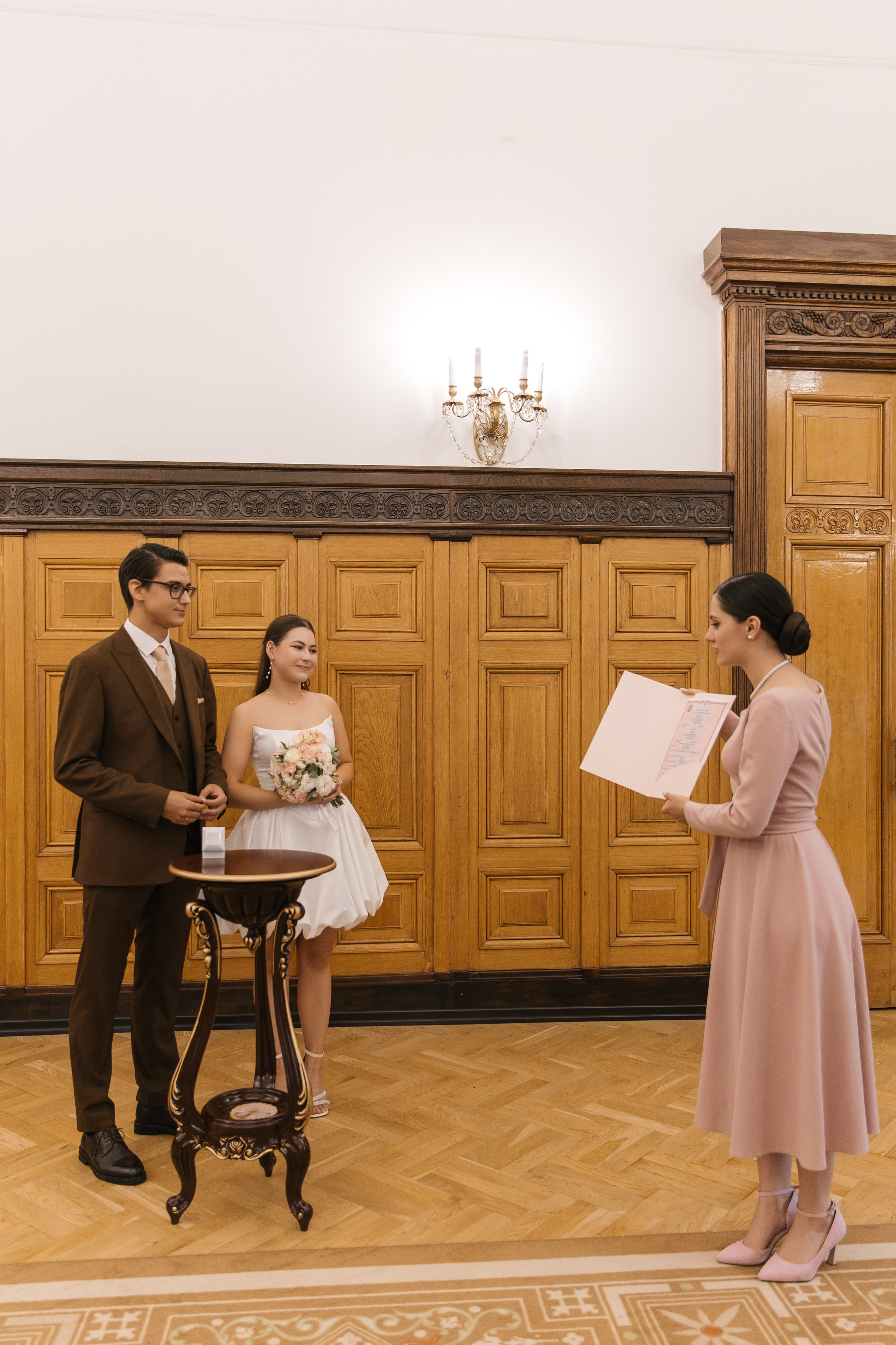 Регистрация брака в Грибоедовском ЗАГСе. Фотограф и видеограф Анна Домашенко
