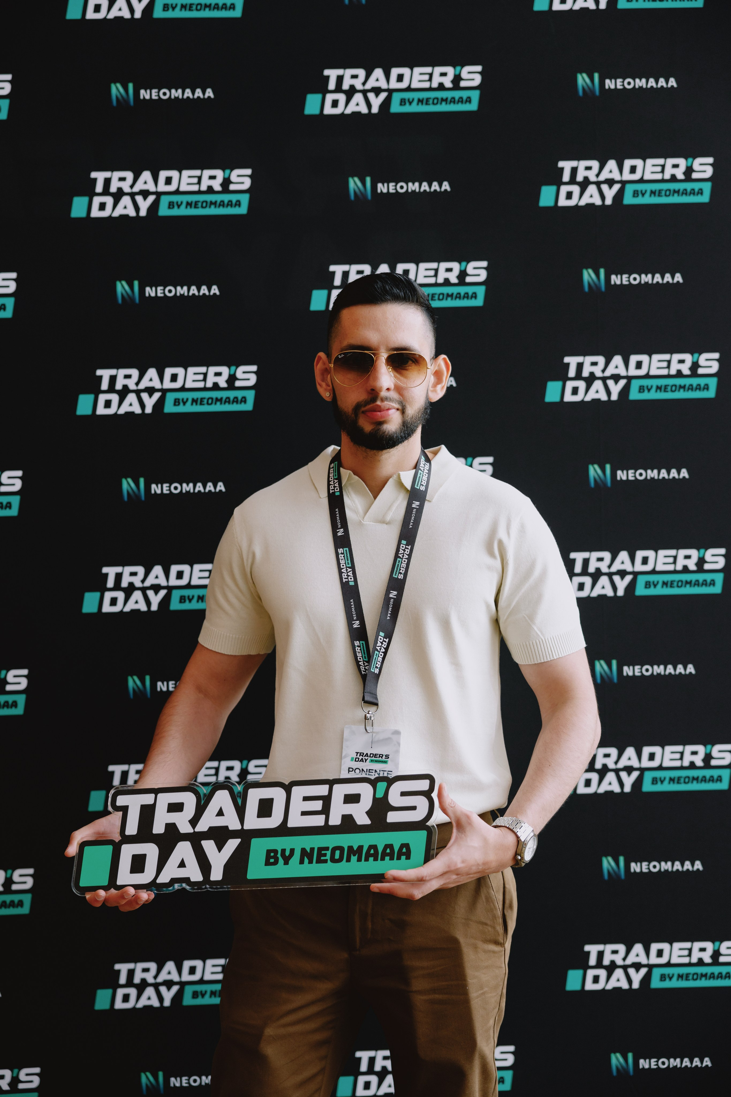 TRADERS DAY By NeomAAA Medellin. NeomAAA Funds Gallery
