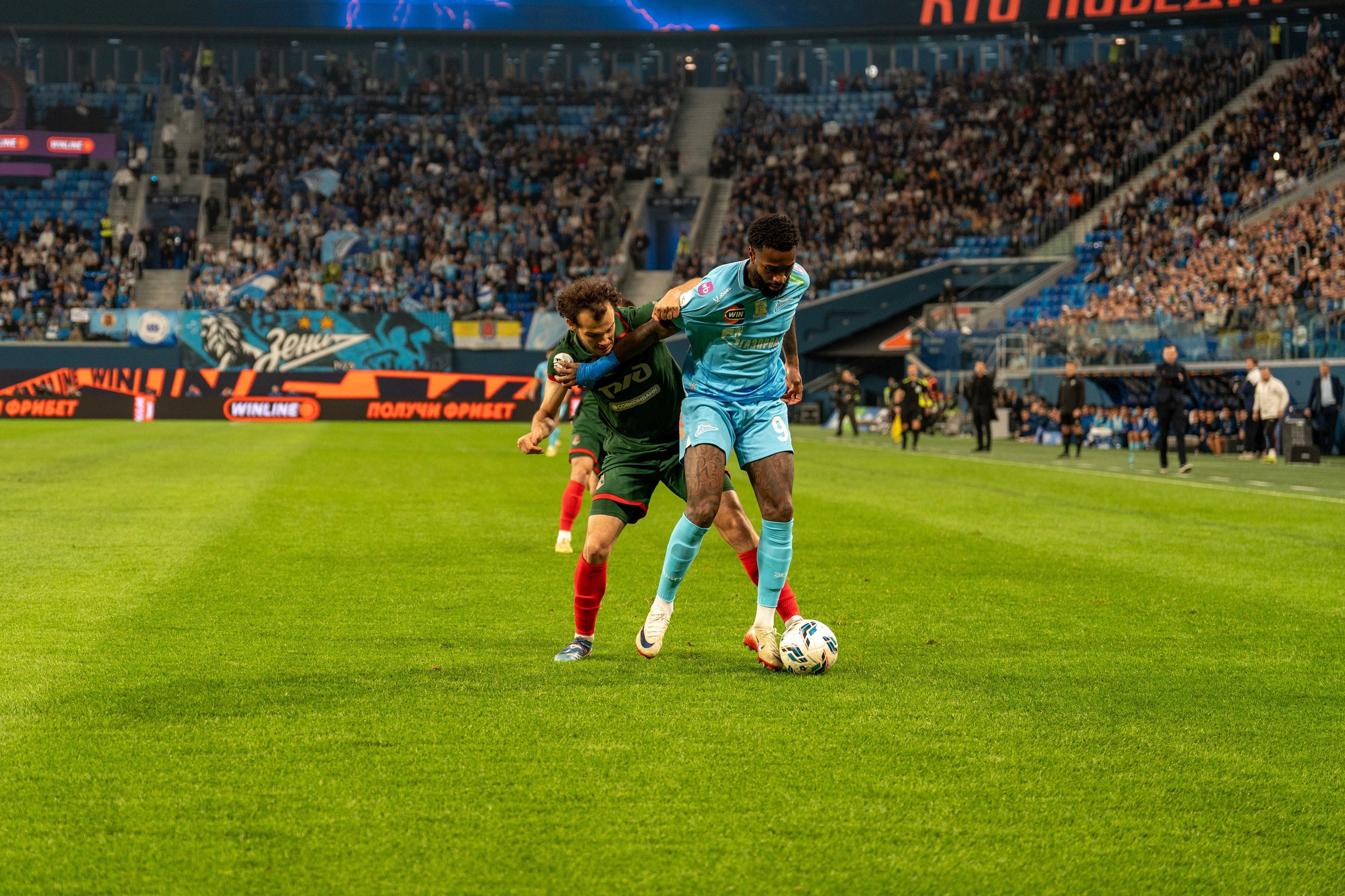 Зенит — Локомотив, 14-й тур РПЛ: репортажная съёмка | Антон Гауф. Спортивный фотограф в Санкт-Петербурге | Антон Гауф