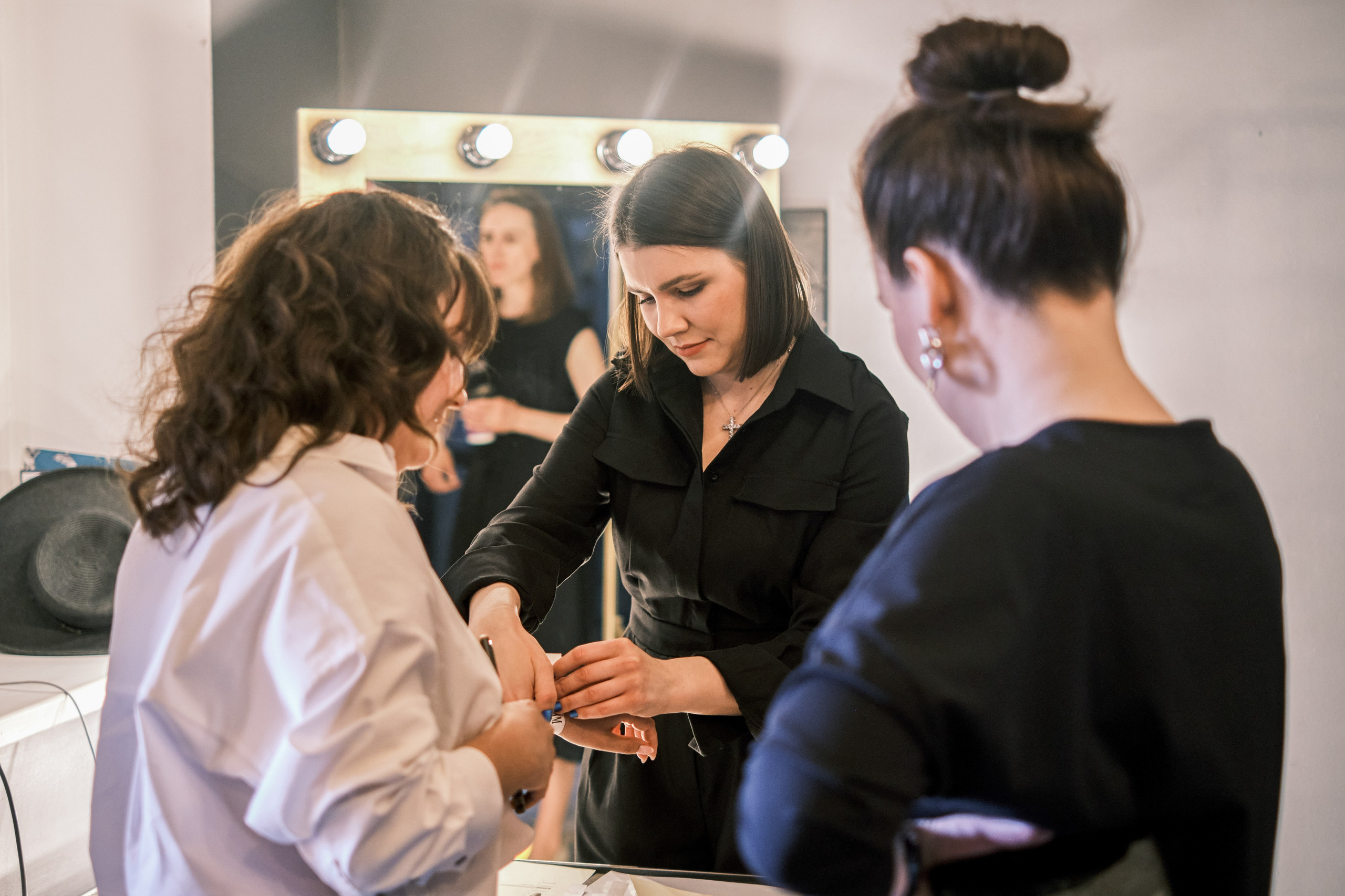 Комьюнити творческих, креативных и стильных экспертов Новой Москвы  EVENT / PR / PRODUCTION. TINAOTEAM — комьюнити экспертов Новой Москвы, продюсерский центр, организация мероприятий ТТ