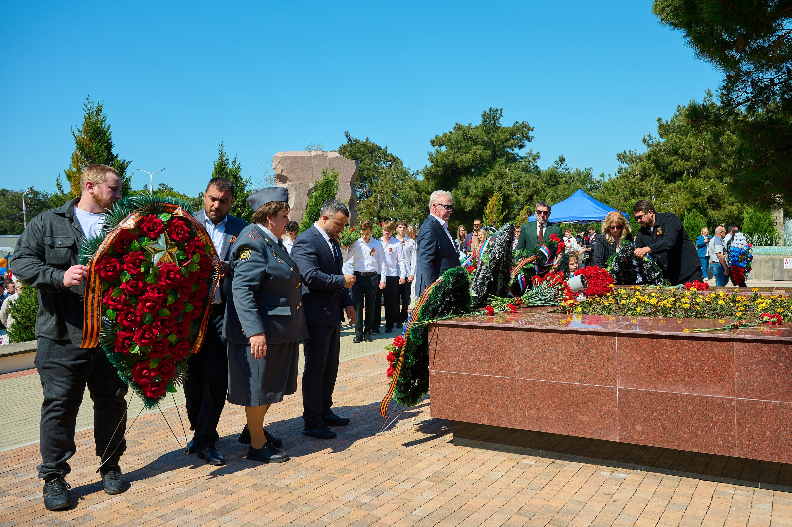 Митинг (мая в Кабардинке. Жизнь курорта Кабардинка в фотографиях