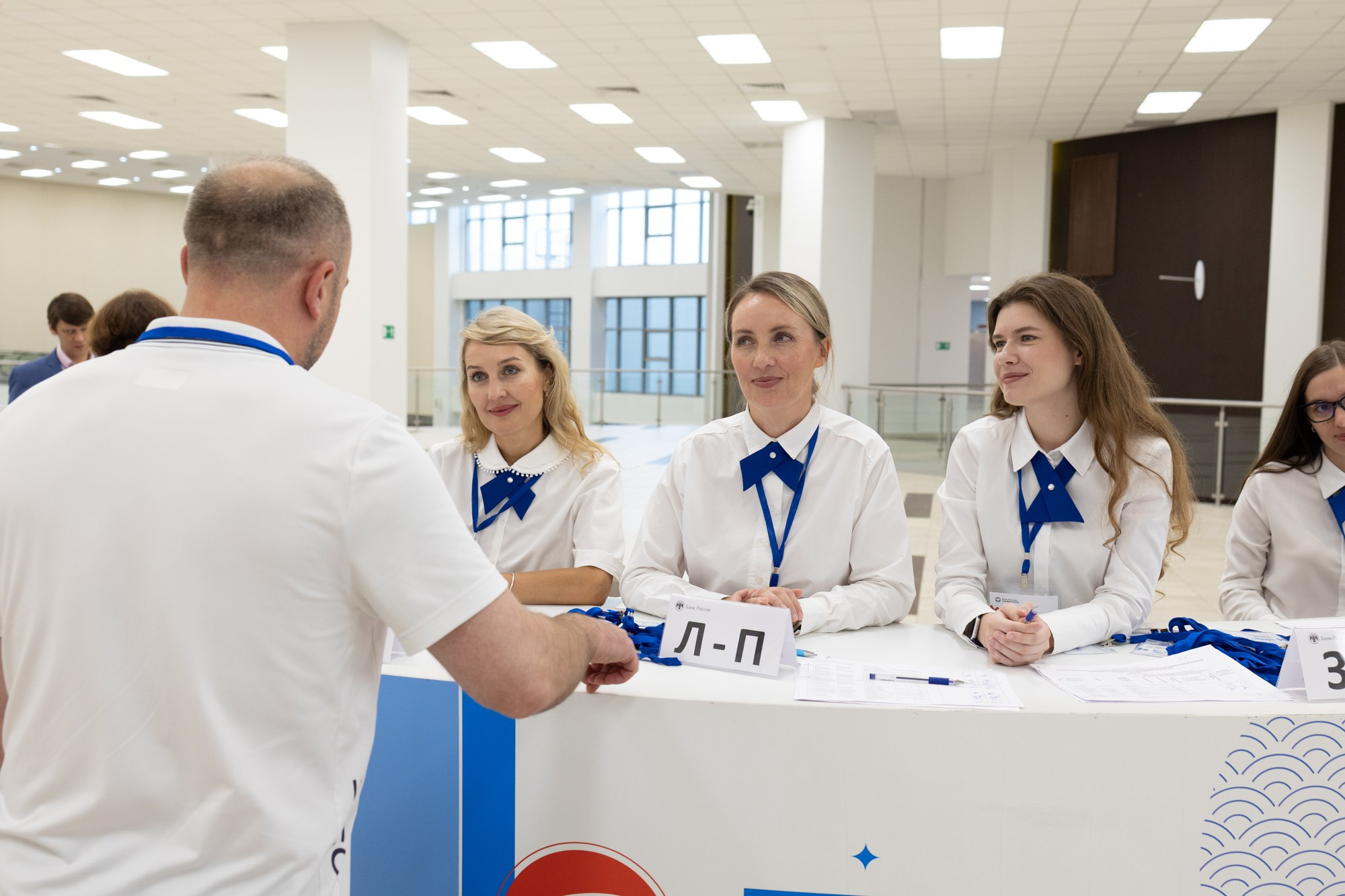 Репортажная фотосъемка во Владивостоке. Портретный, свадебный, репортажный фотограф во Владивостоке Юлиана Джули Фокс