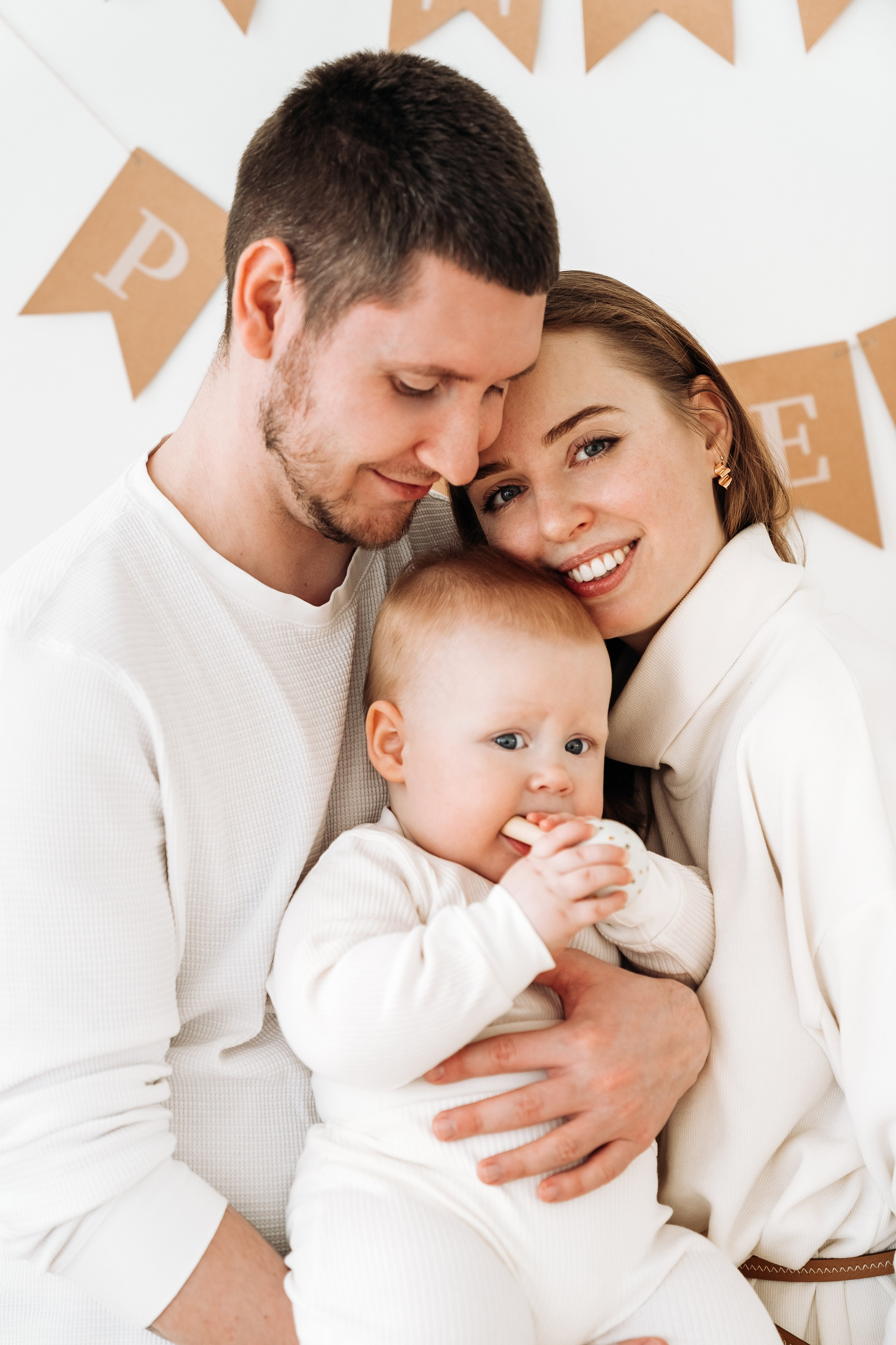 Фотосессии на годик. Семейный фотограф СПб Анастасия Василь. Фотосессия на годик