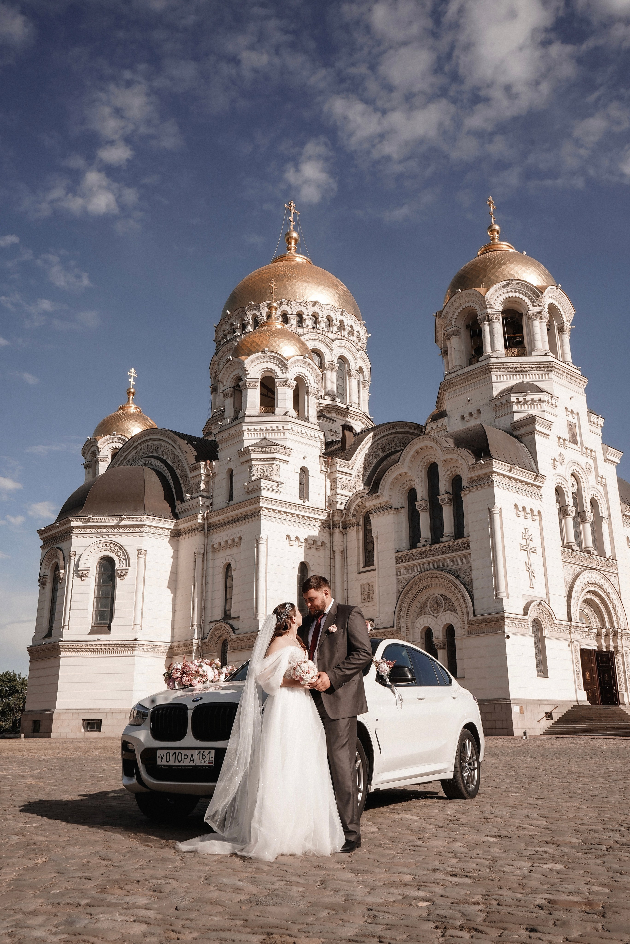 Фотограф и видеограф на свадьбу в Ростове-на-Дону 2026. Профессиональная работа, качественный результат. Свадебный фотограф в Ростове-на-Дону. Таинство Крещения и Венчания, семейные фотосессии. Алёна Чёботова