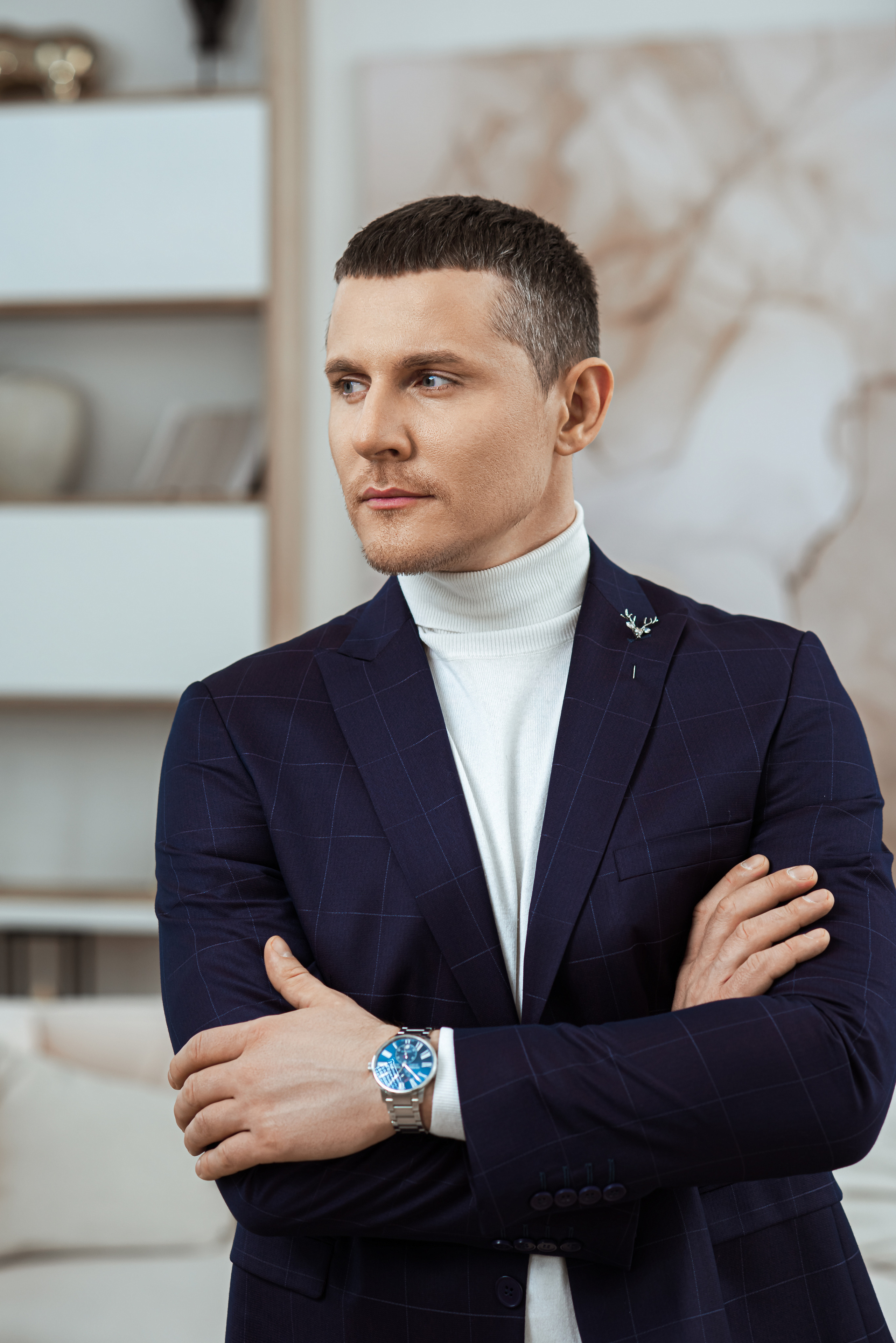 Александр артист