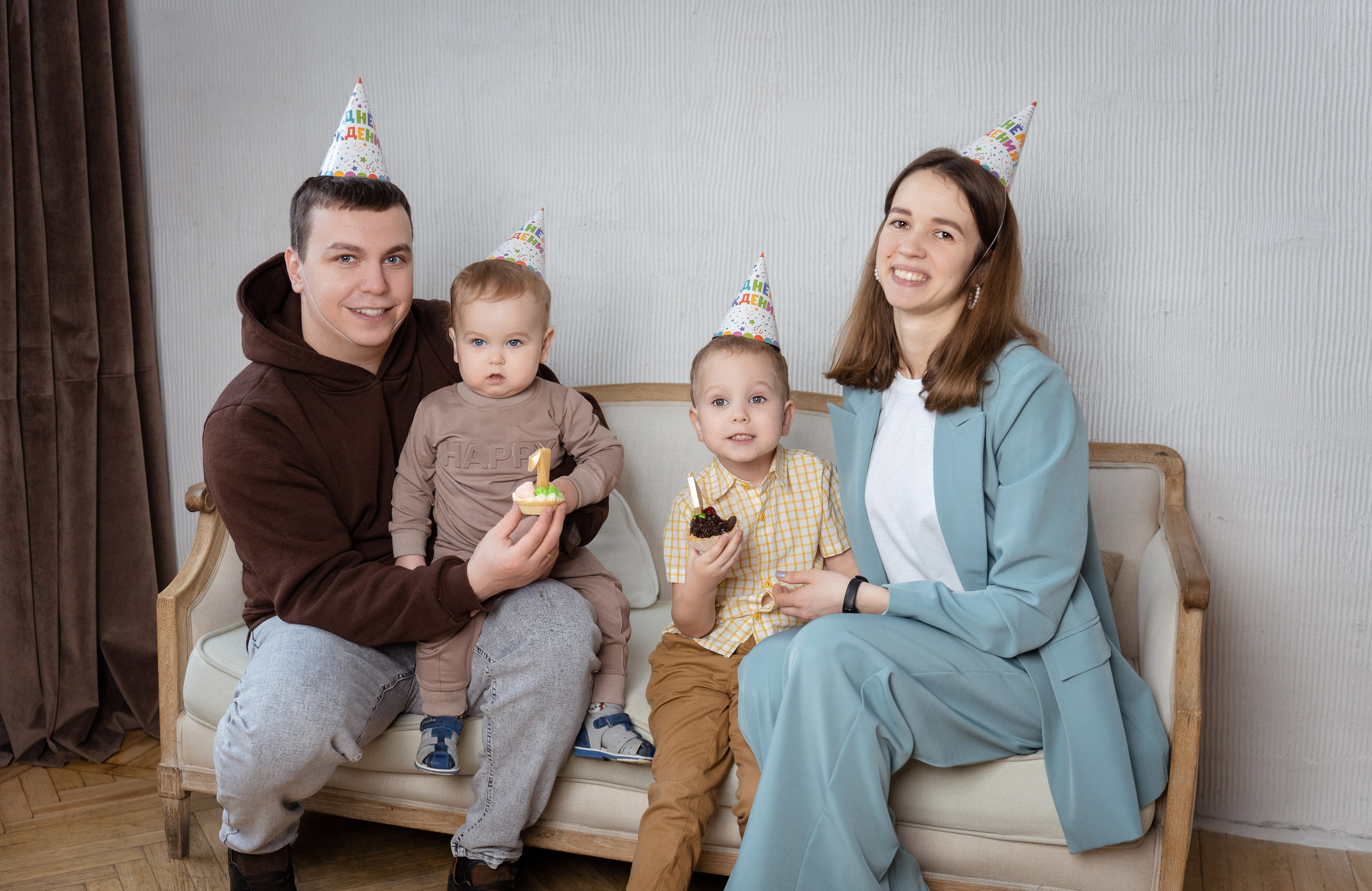 Семейные и детские фотосессии. Фотограф на Крещение и Венчание в Туле, детский и семейный фотограф