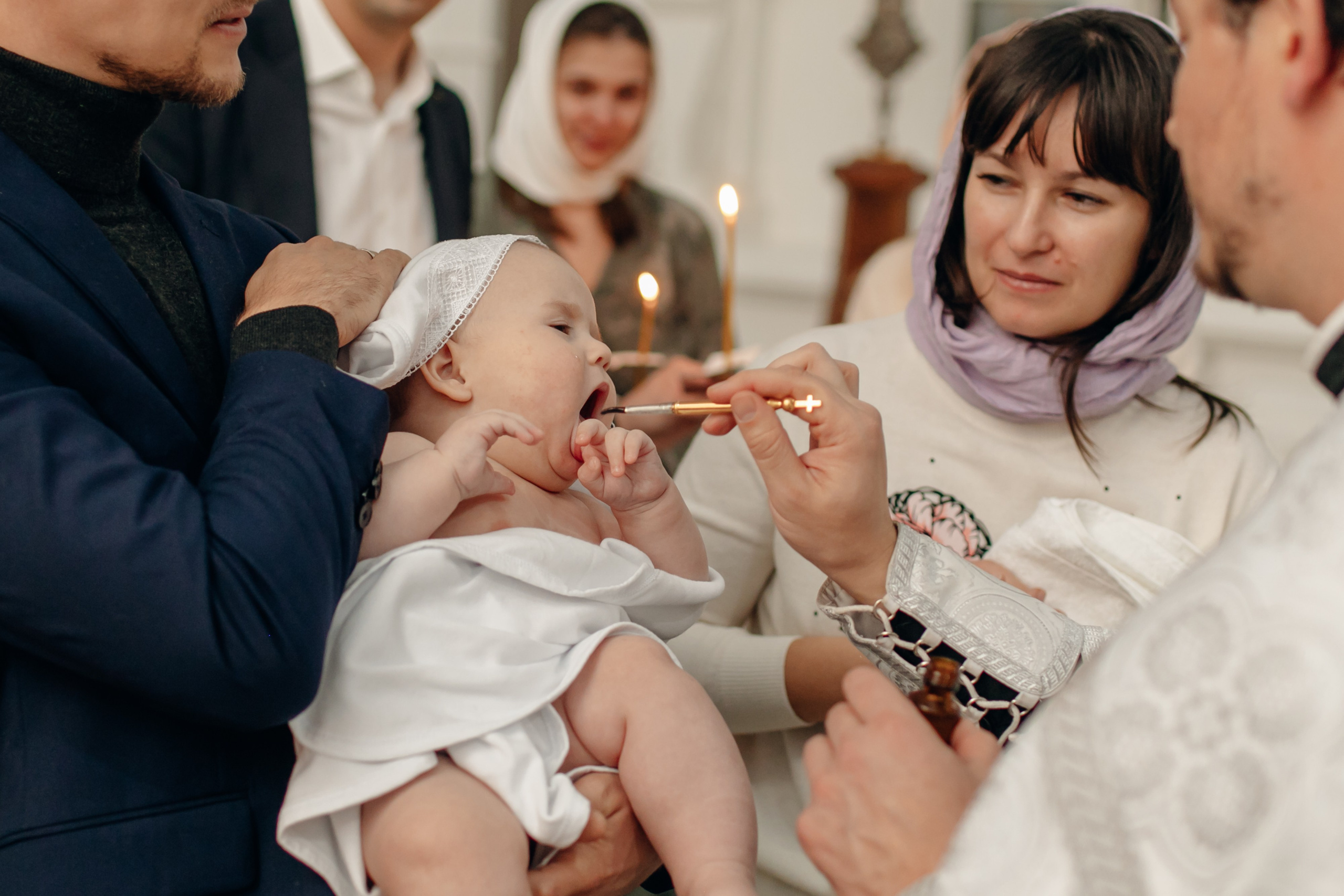 где провести Крещение ребенка в Смольном соборе СПб, лучший храм для Крещение ребенка в Смольном соборе СПб, где креститься питер, лучший собор, церковь для крещения, сколько стоит крещение спб, фотограф на крещение, намоленный храм