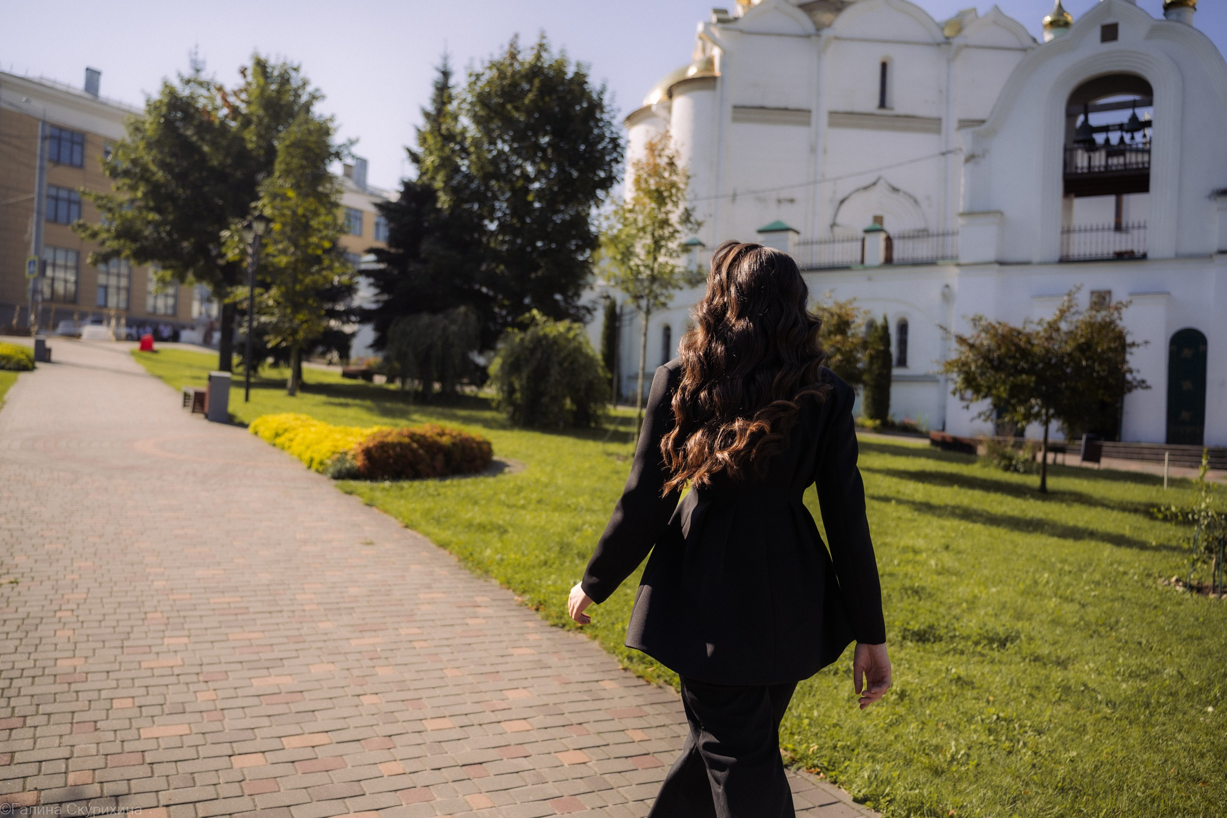 Портретная фотопрогулка фотосессия на улице