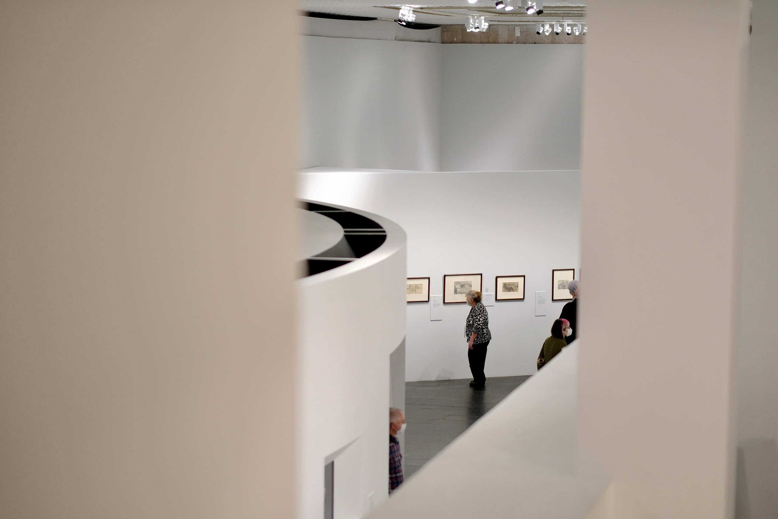 Водил меня Серега на выставку … Врубеля. Фотограф в Москве Ирина Иванова