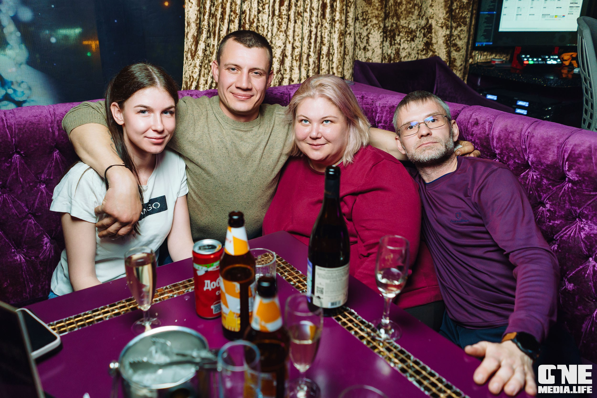 Фоторепортаж из караоке-клуба Эйфория. One Media Life: фоторепортажи, фотоотчеты с мероприятий и заведений