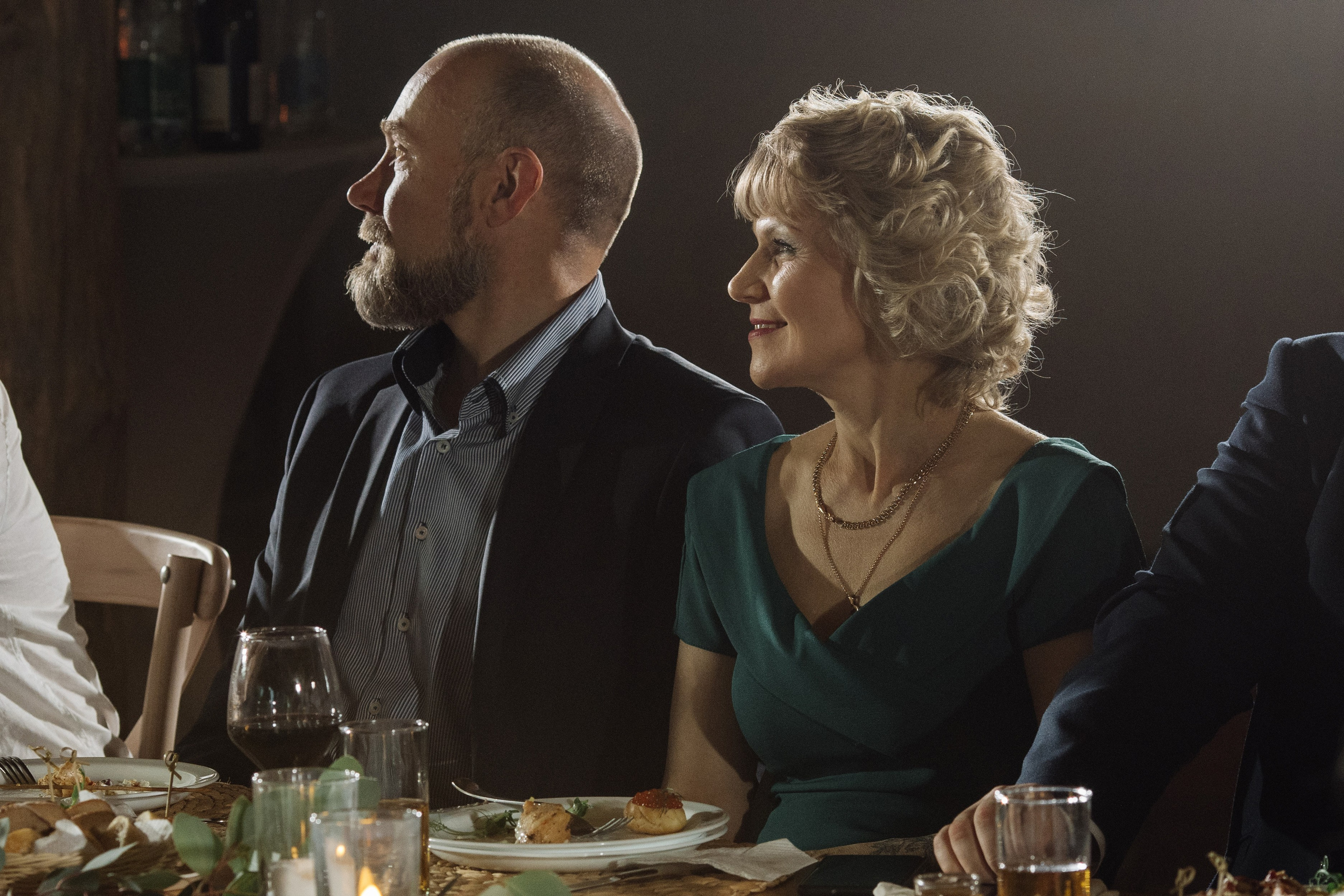 Свадебная фотосессия пары в Агроусадьбе Дачка бай