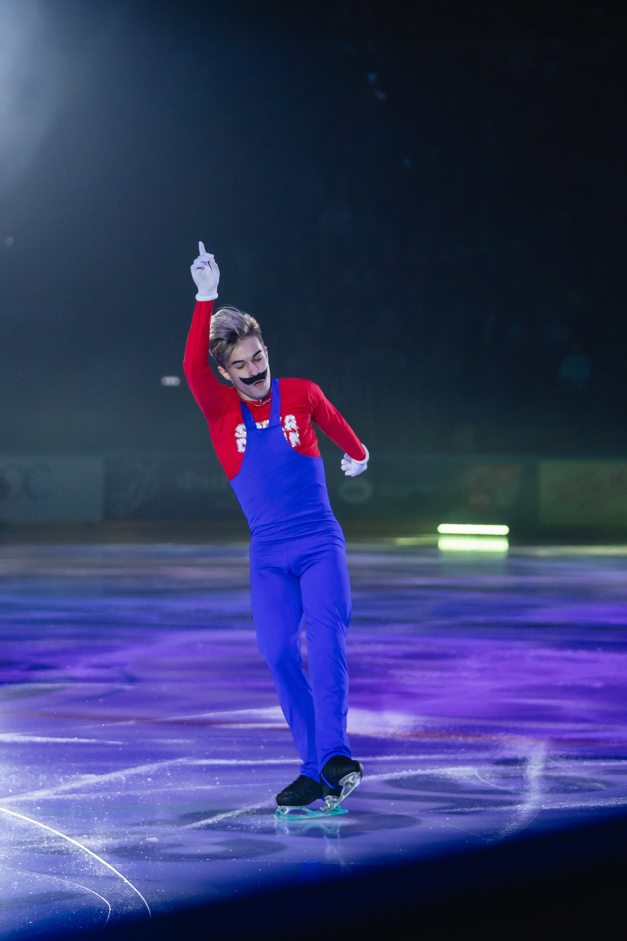 Шоу «Чемпионы на льду» в Новосибирске. Воробьева Ксения — Спортивный и танцевальный фотограф Новосибирск