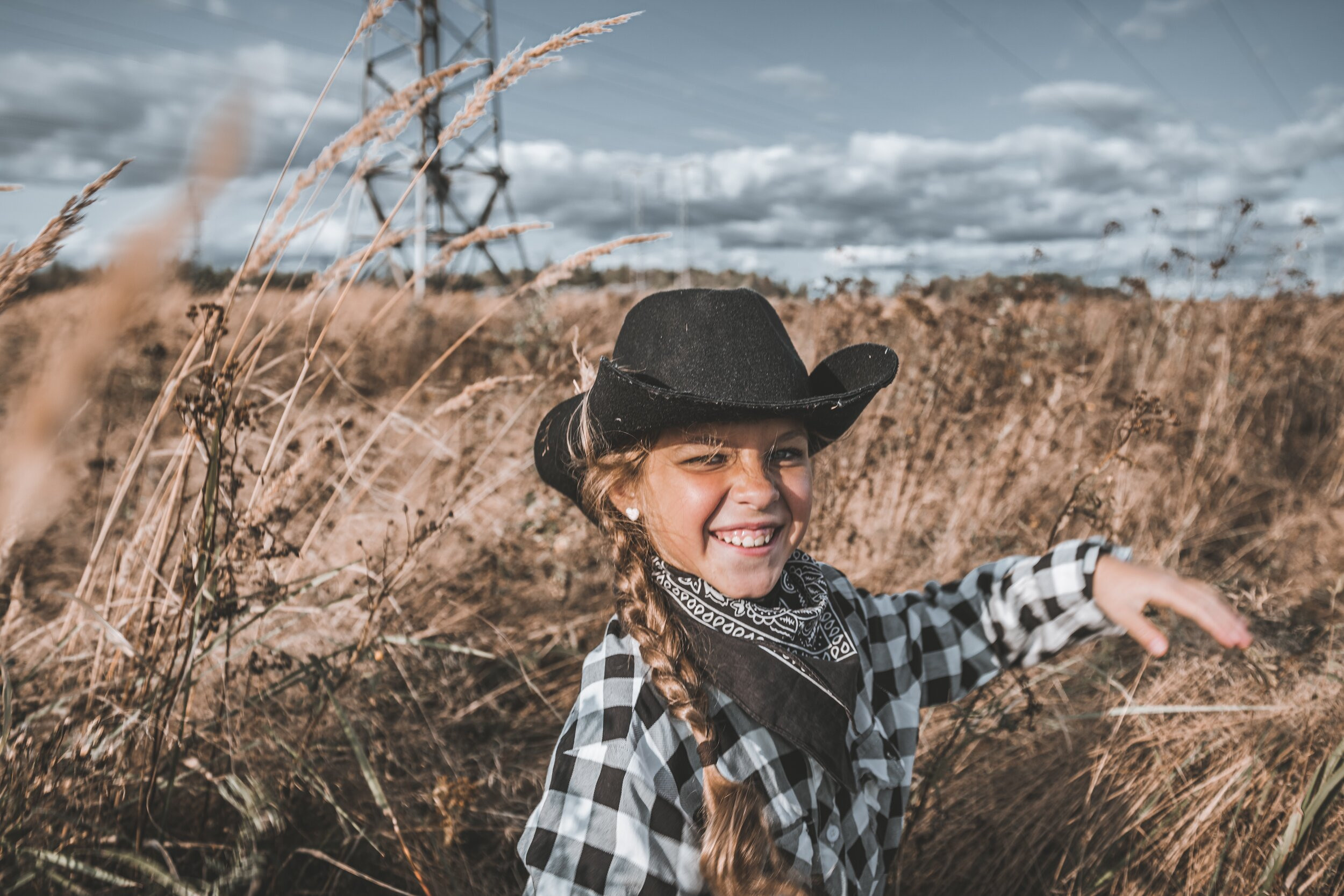Ира и Маша, серия «Cowboys». Коваленко Светлана, фотограф в Москве. Концерты, события и люди