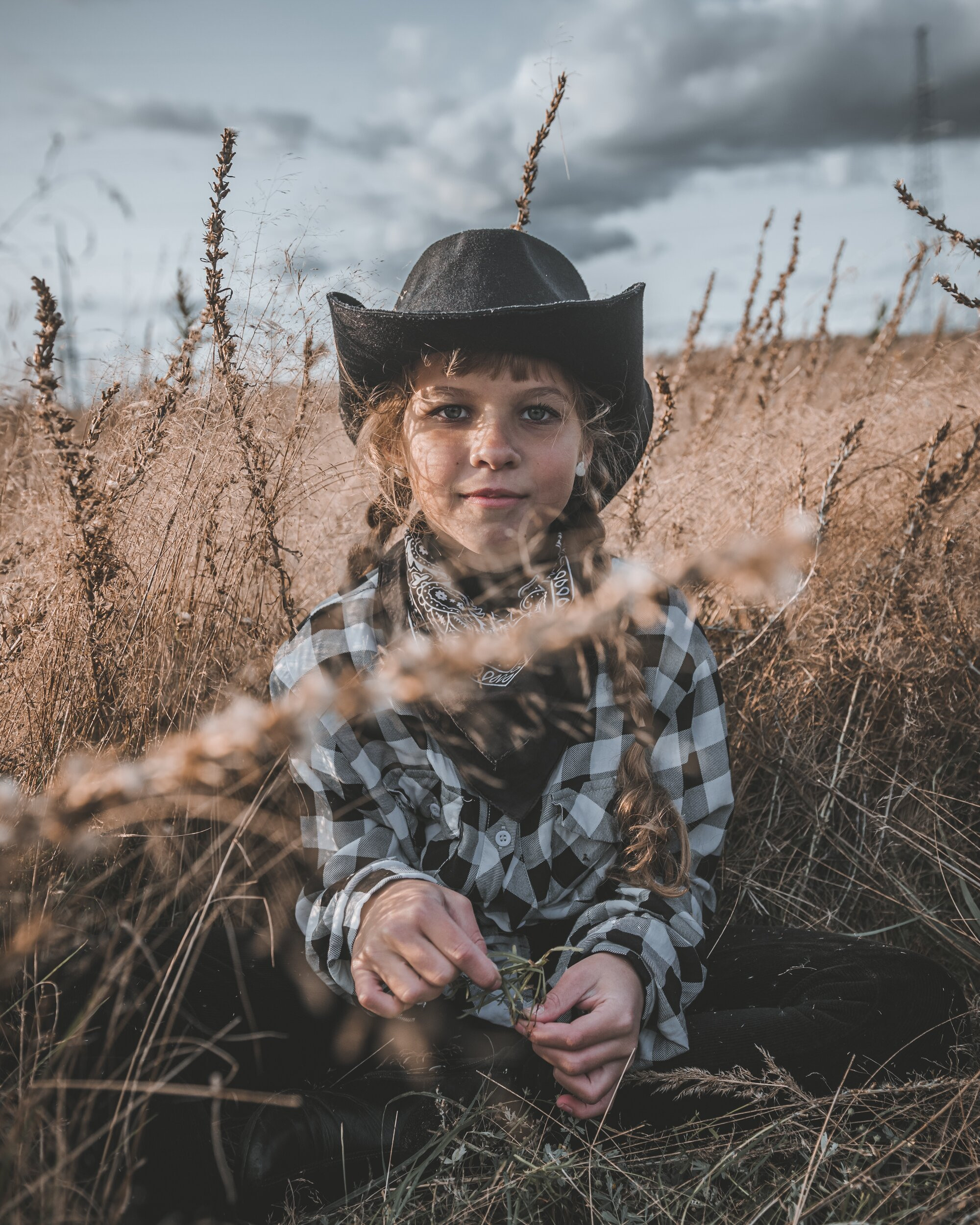 Ира и Маша, серия «Cowboys». Коваленко Светлана, фотограф в Москве. Концерты, события и люди
