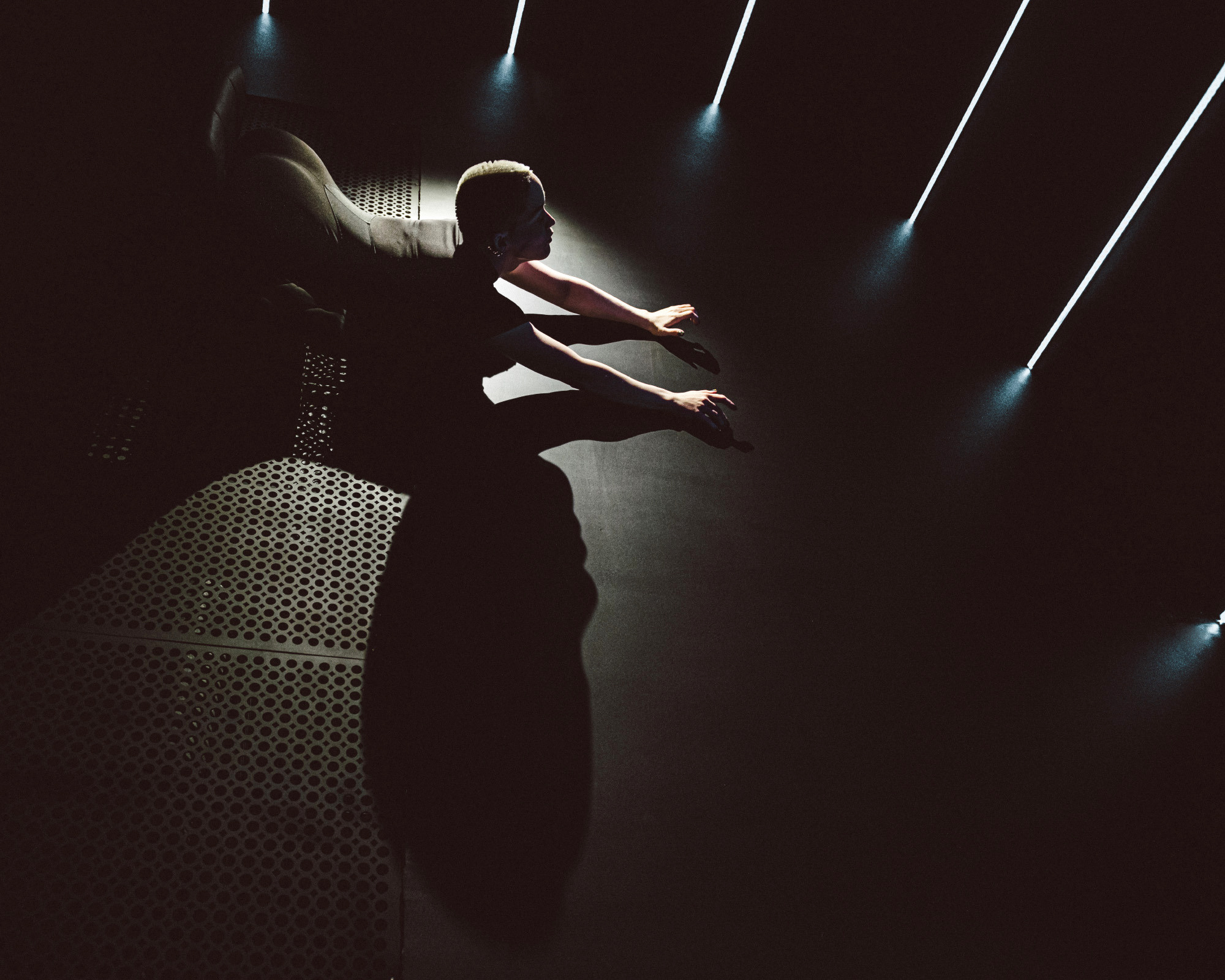 Валя, фотопроект «The first human on the serpents planet was born». Коваленко Светлана, фотограф в Москве. Концерты, события и люди