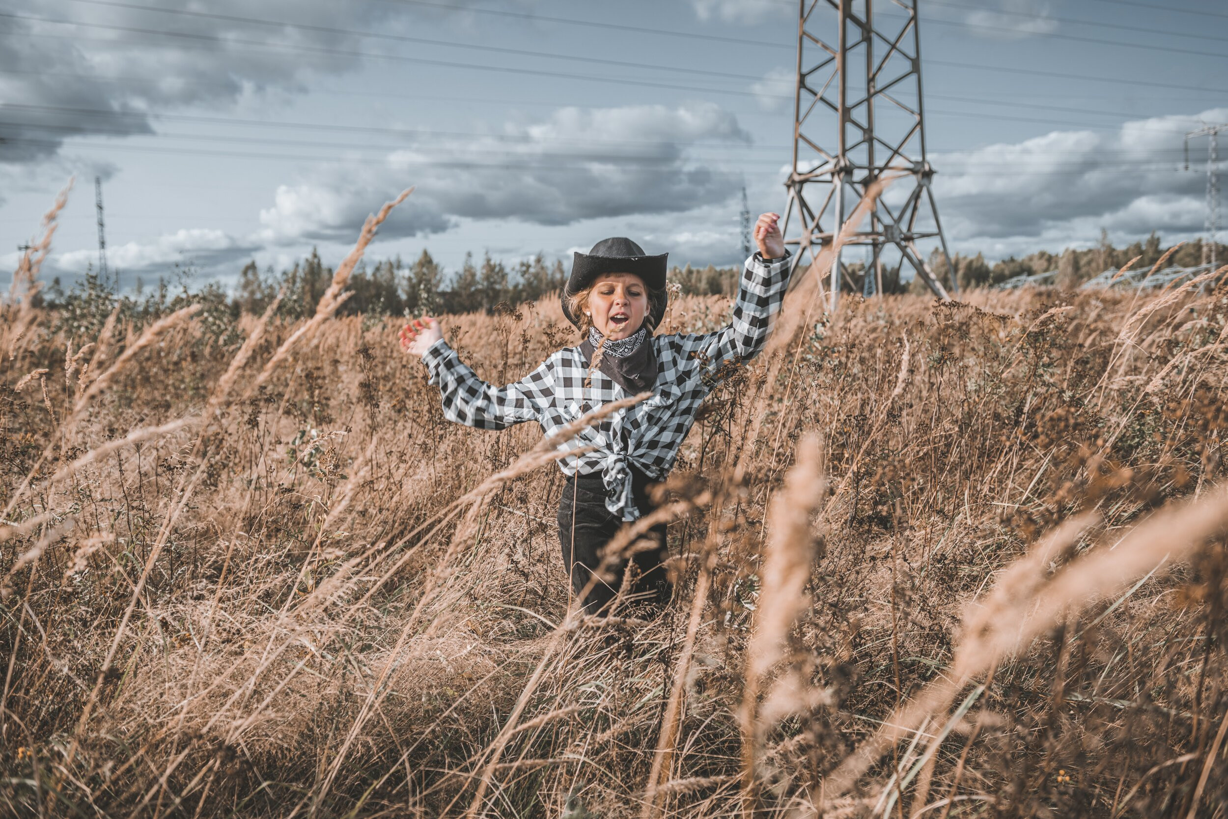 Ира и Маша, серия «Cowboys». Коваленко Светлана, фотограф в Москве. Концерты, события и люди