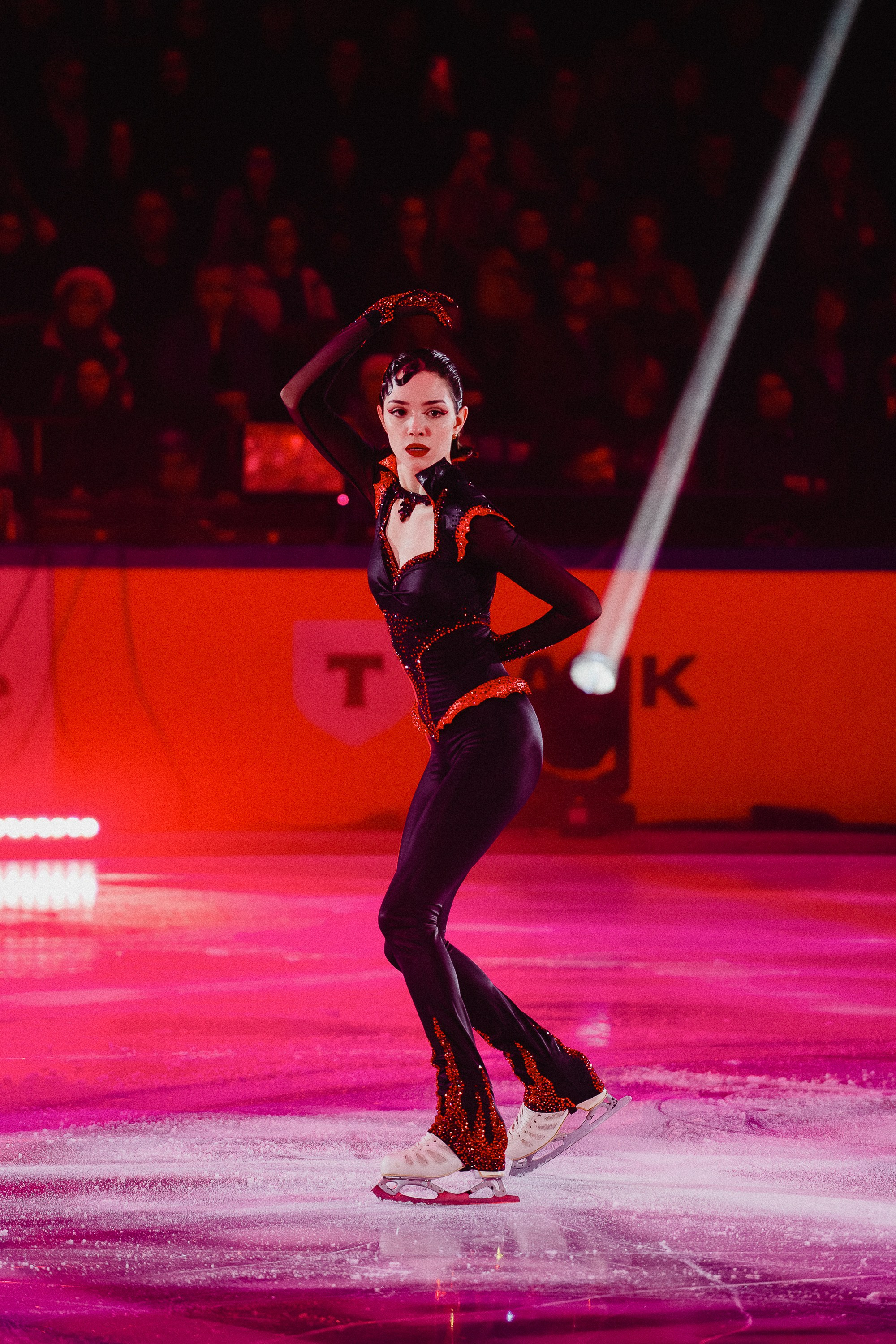 Шоу Этери Тутберидзе в Новосибирске. Воробьева Ксения — Спортивный и танцевальный фотограф Новосибирск